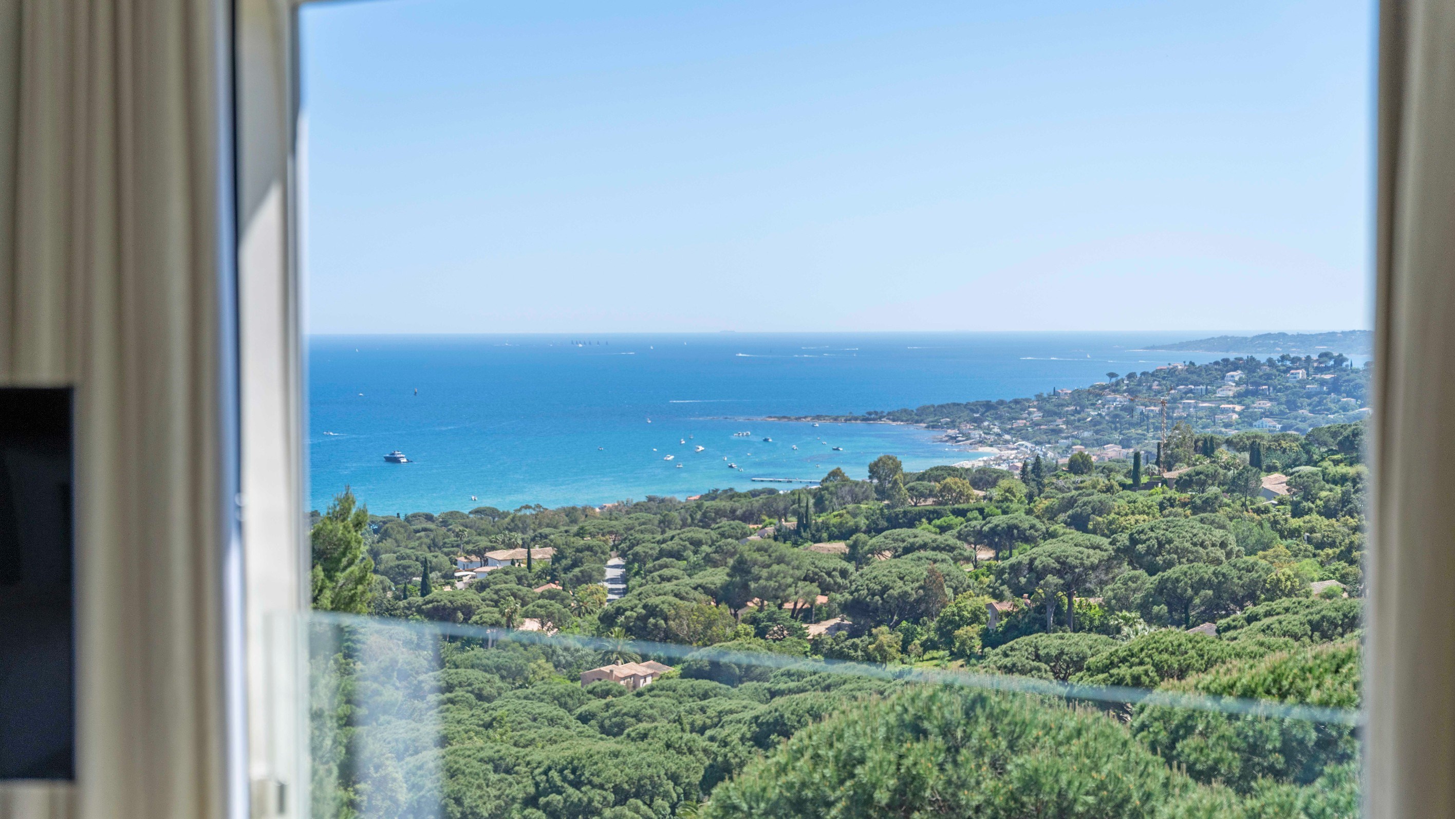  Sole Agent : Contemporary villa with sea view, close to La Nartelle Beach - 物件實景