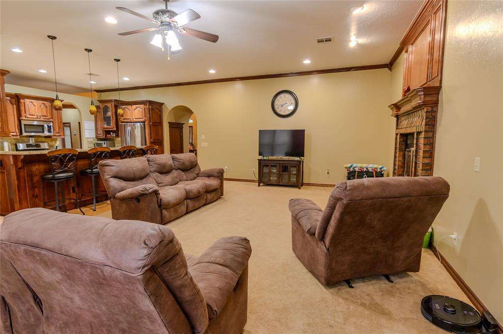 Choctaw, Oklahoma, 73020, United States, 4 Bedrooms Bedrooms, ,3 BathroomsBathrooms,Residential,For Sale,1981358