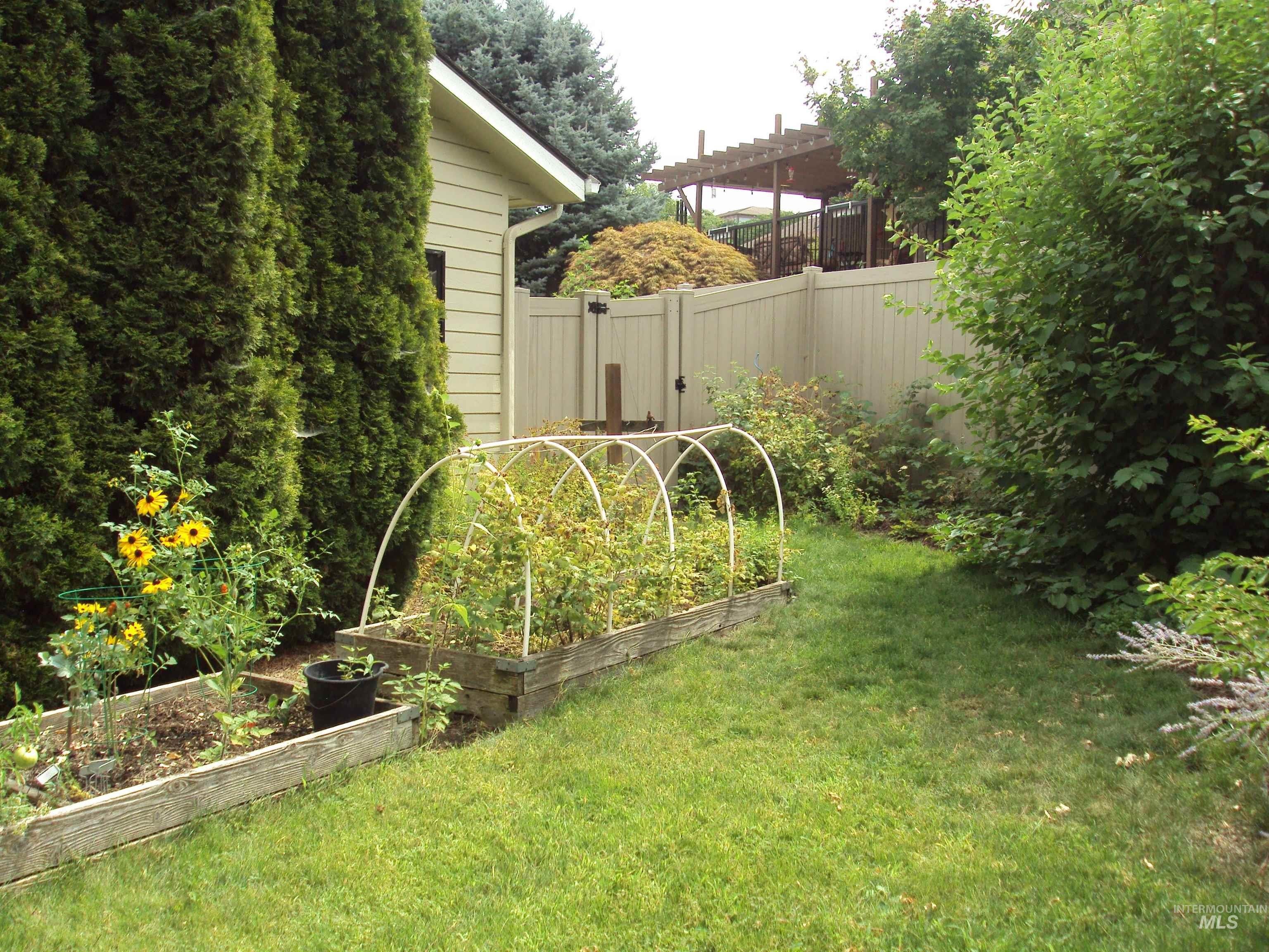 Lewiston, Idaho, 83501, United States, 5 Bedrooms Bedrooms, ,4 BathroomsBathrooms,Residential,For Sale,1905488
