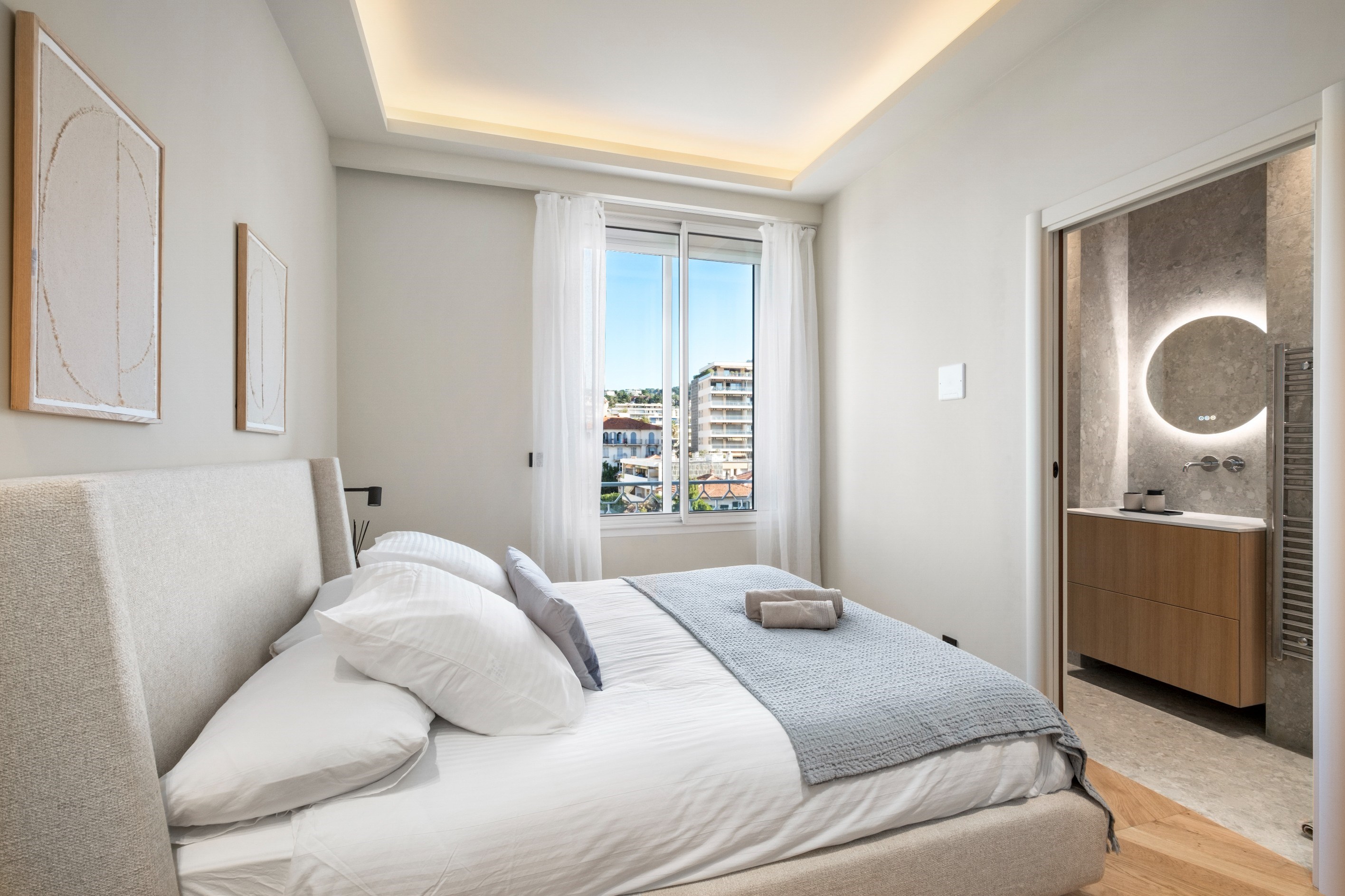  4-room apartment 100 m² with sea view for sale in La Croisette, Cannes - 物件實景