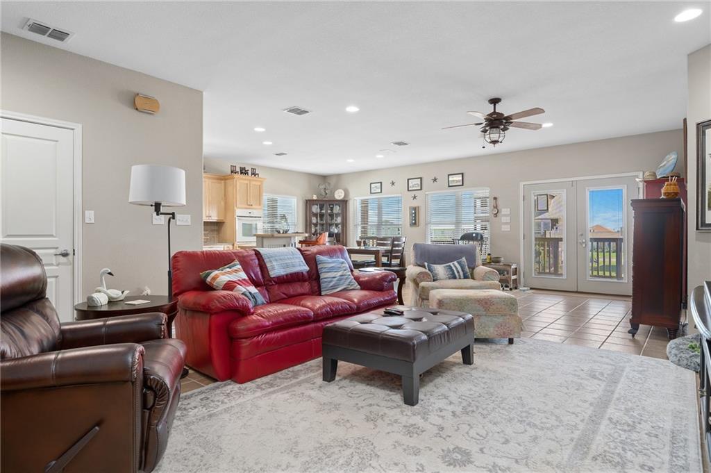 Rockport, Texas, 78382, United States, 3 Bedrooms Bedrooms, ,3 BathroomsBathrooms,Residential,For Sale,1848345