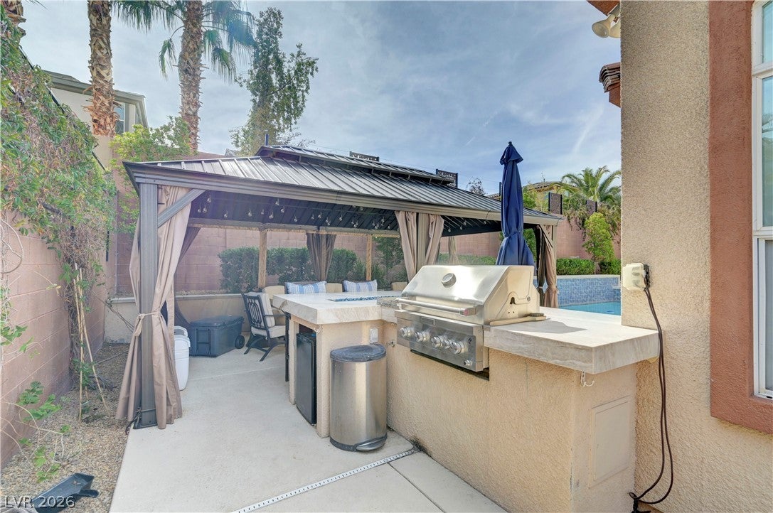 Henderson, Nevada, 89052, United States, 3 Bedrooms Bedrooms, ,3 BathroomsBathrooms,Residential,For Sale,2024085