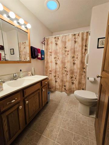 Gays Mills, Wisconsin, 54631, United States, 3 Bedrooms Bedrooms, ,3 BathroomsBathrooms,Residential,For Sale,2006070