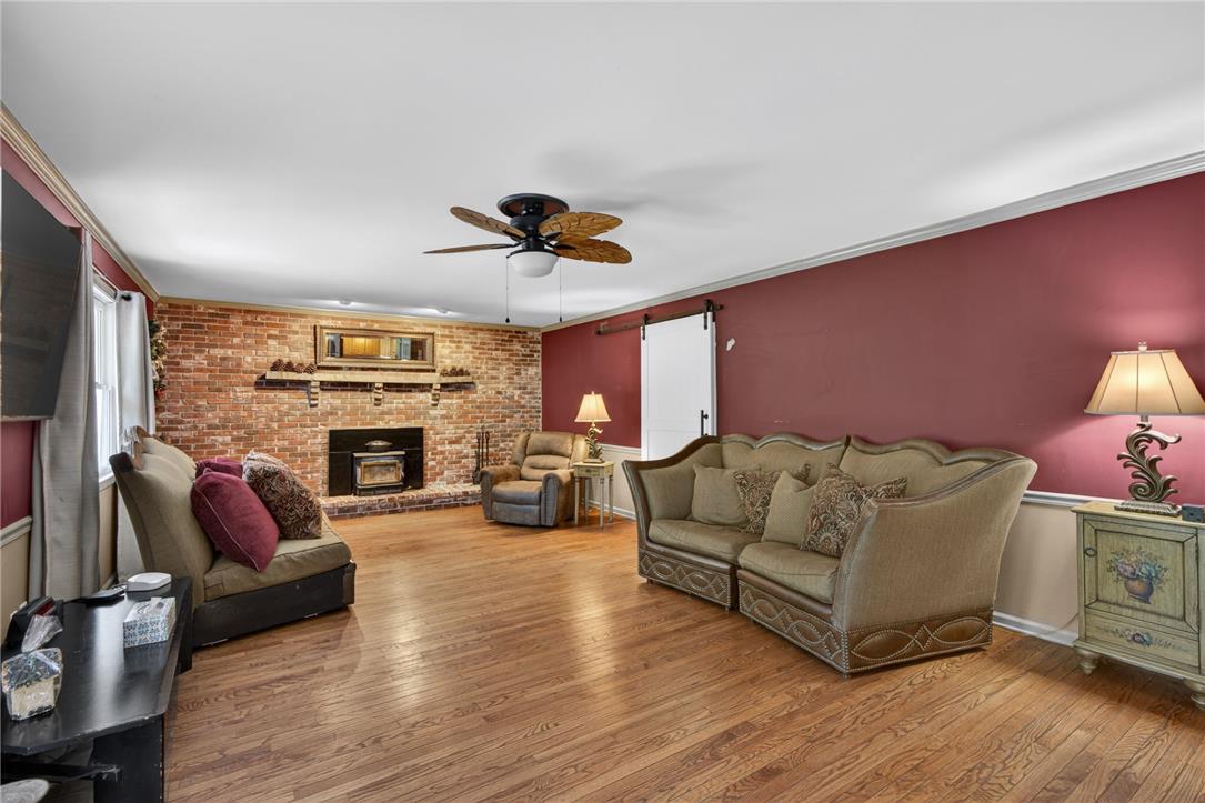 Lower Saucon Twp, Pennsylvania, 18055, United States, 5 Bedrooms Bedrooms, ,4 BathroomsBathrooms,Residential,For Sale,2048315