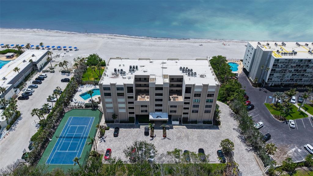 Longboat Key, Florida, 34228, United States, 3 Bedrooms Bedrooms, ,2 BathroomsBathrooms,Residential,For Sale,1793639