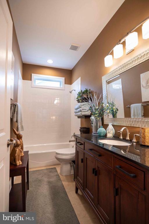 Shepherdstown, West Virginia, 25443, United States, 3 Bedrooms Bedrooms, ,3 BathroomsBathrooms,Residential,For Sale,1951185