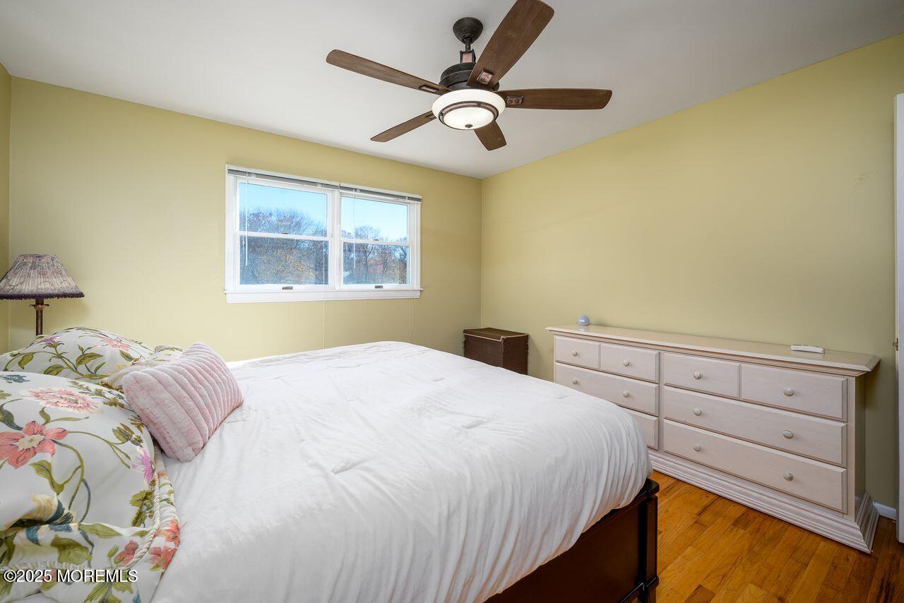 Manalapan, New Jersey, 07726, United States, 4 Bedrooms Bedrooms, ,2 BathroomsBathrooms,Residential,For Sale,1988076