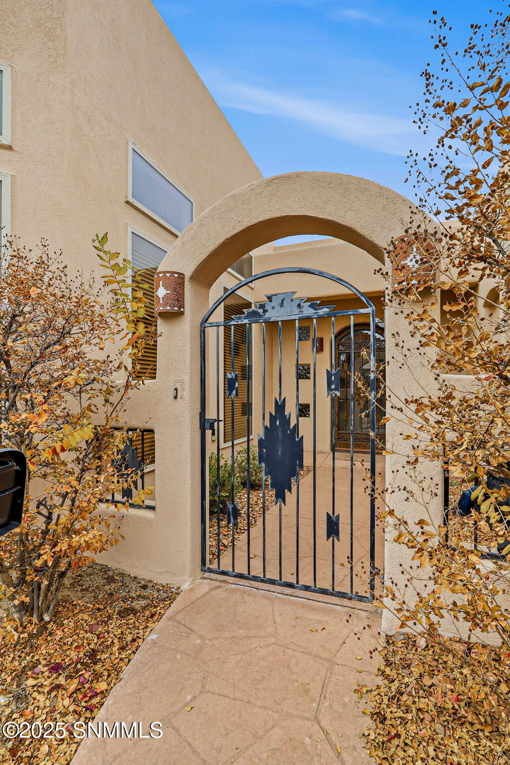 Palm Canyon Dr, Las Cruces, NM 88011