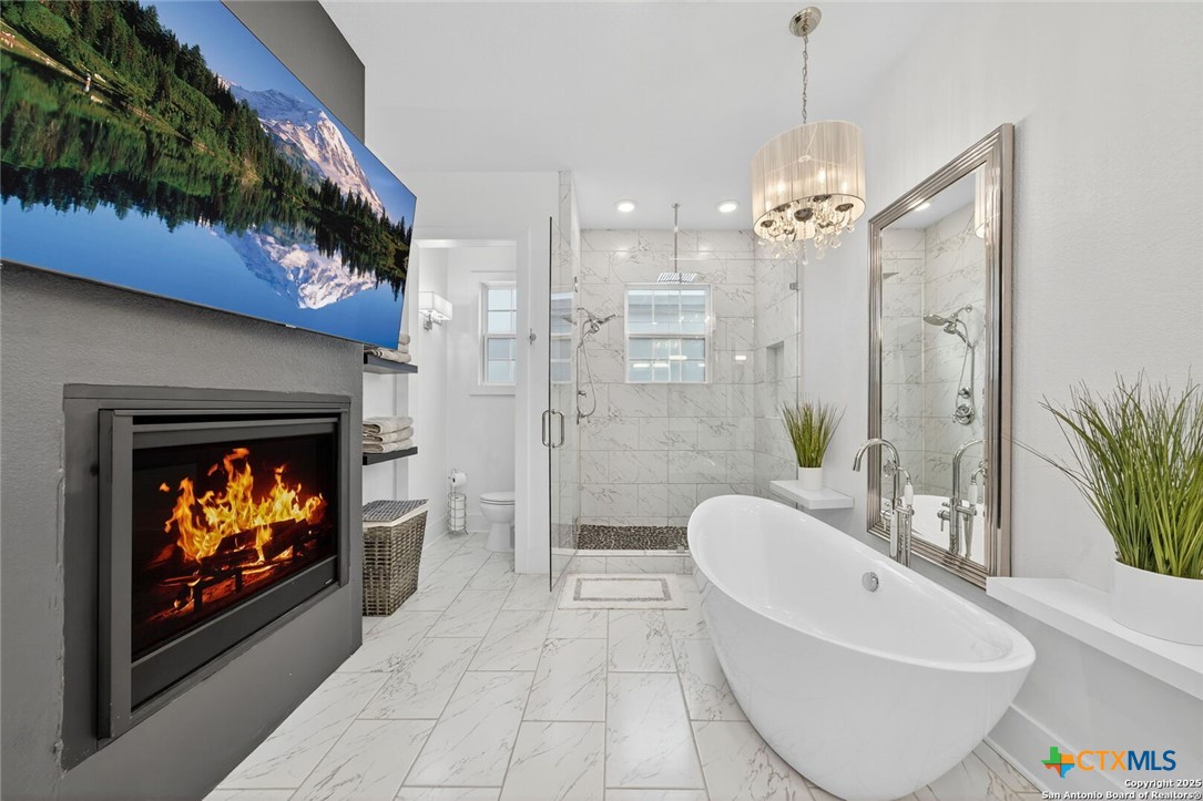 San Antonio, Texas, 78204, United States, 4 Bedrooms Bedrooms, ,4 BathroomsBathrooms,Residential,For Sale,1989633