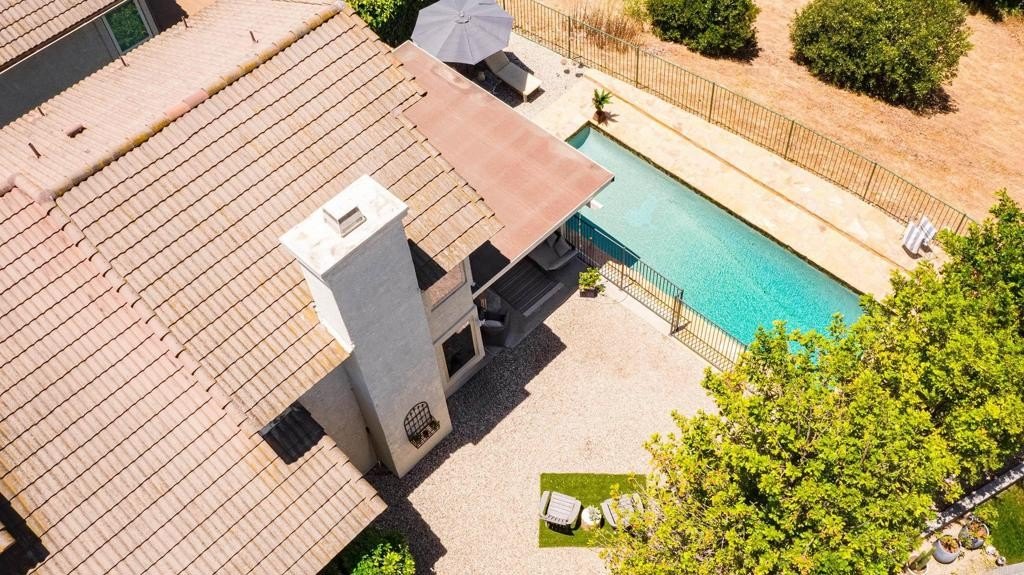Simi Valley, California, 93065, United States, 3 Bedrooms Bedrooms, ,3 BathroomsBathrooms,Residential,For Sale,1883421