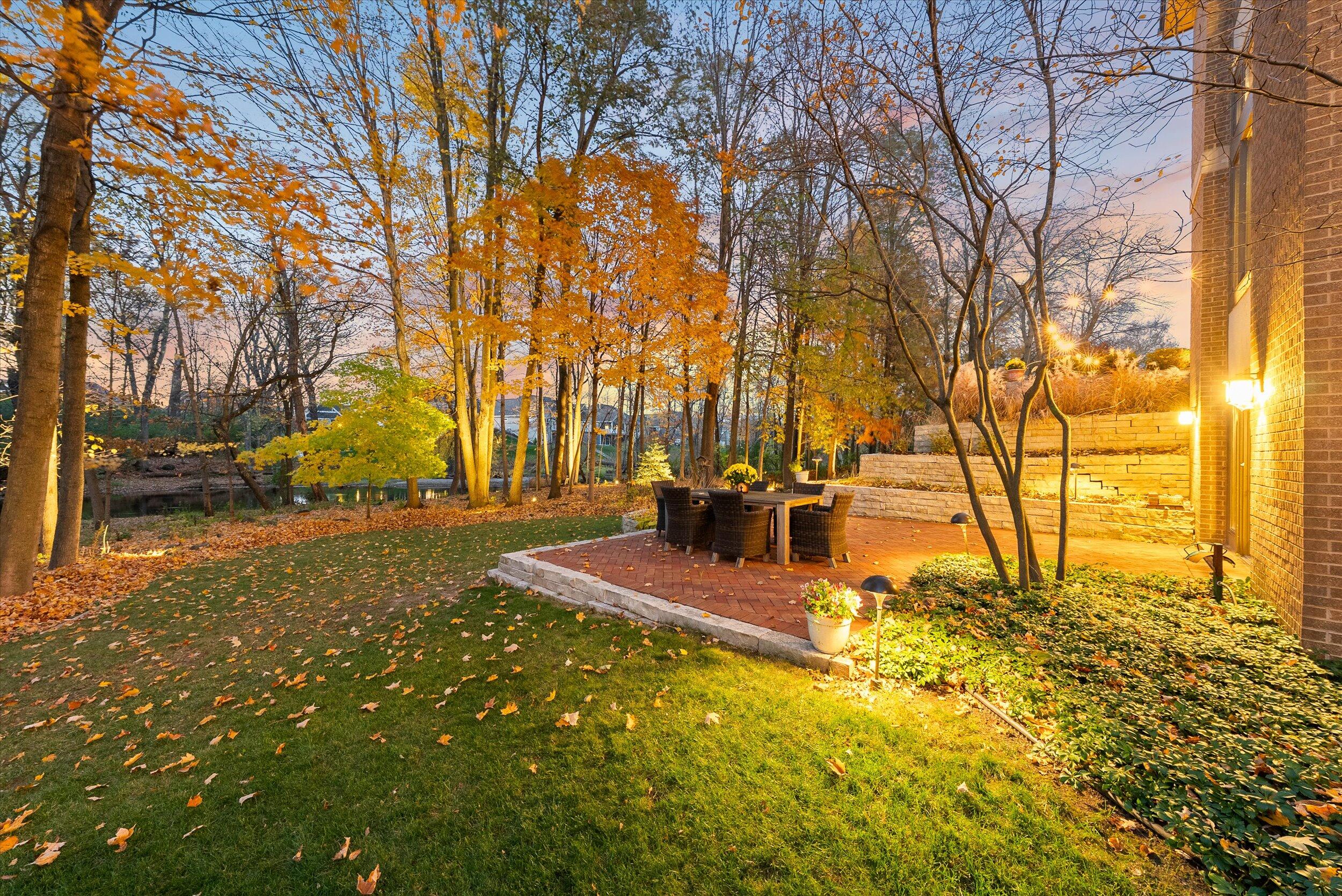 Grafton, Wisconsin, 53024, United States, 4 Bedrooms Bedrooms, ,6 BathroomsBathrooms,Residential,For Sale,1989565