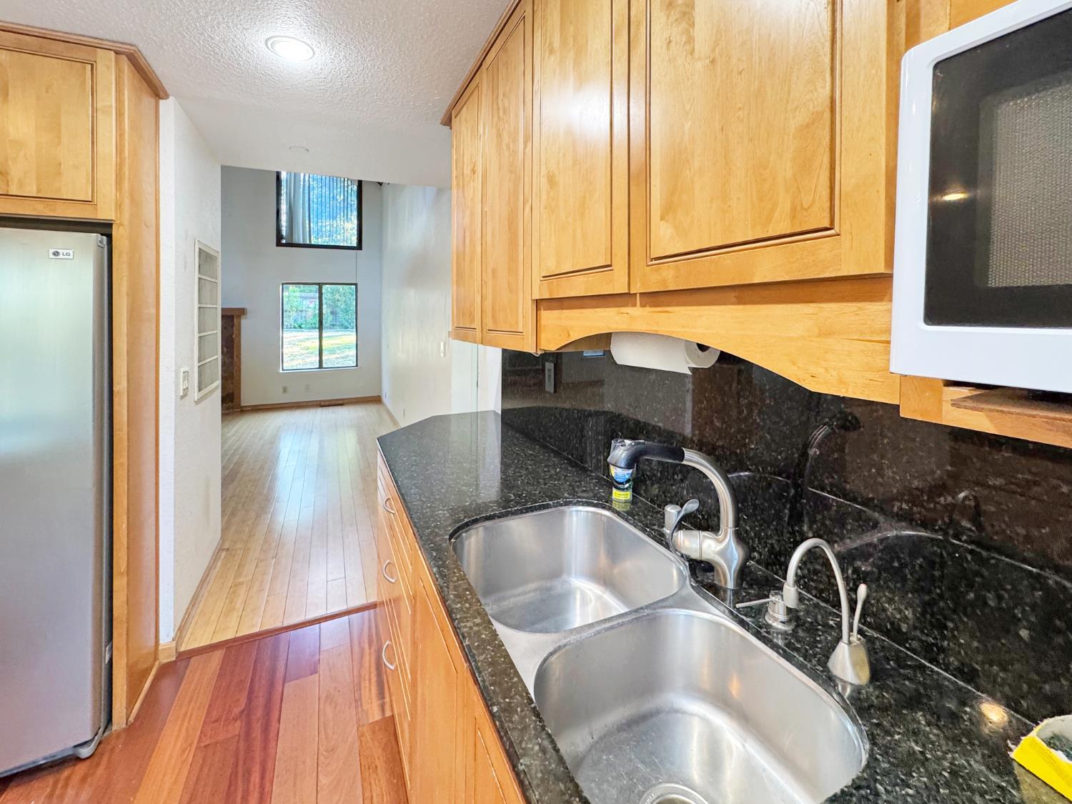 Grass Valley, California, 95949, United States, 2 Bedrooms Bedrooms, ,2 BathroomsBathrooms,Residential,For Sale,1879253