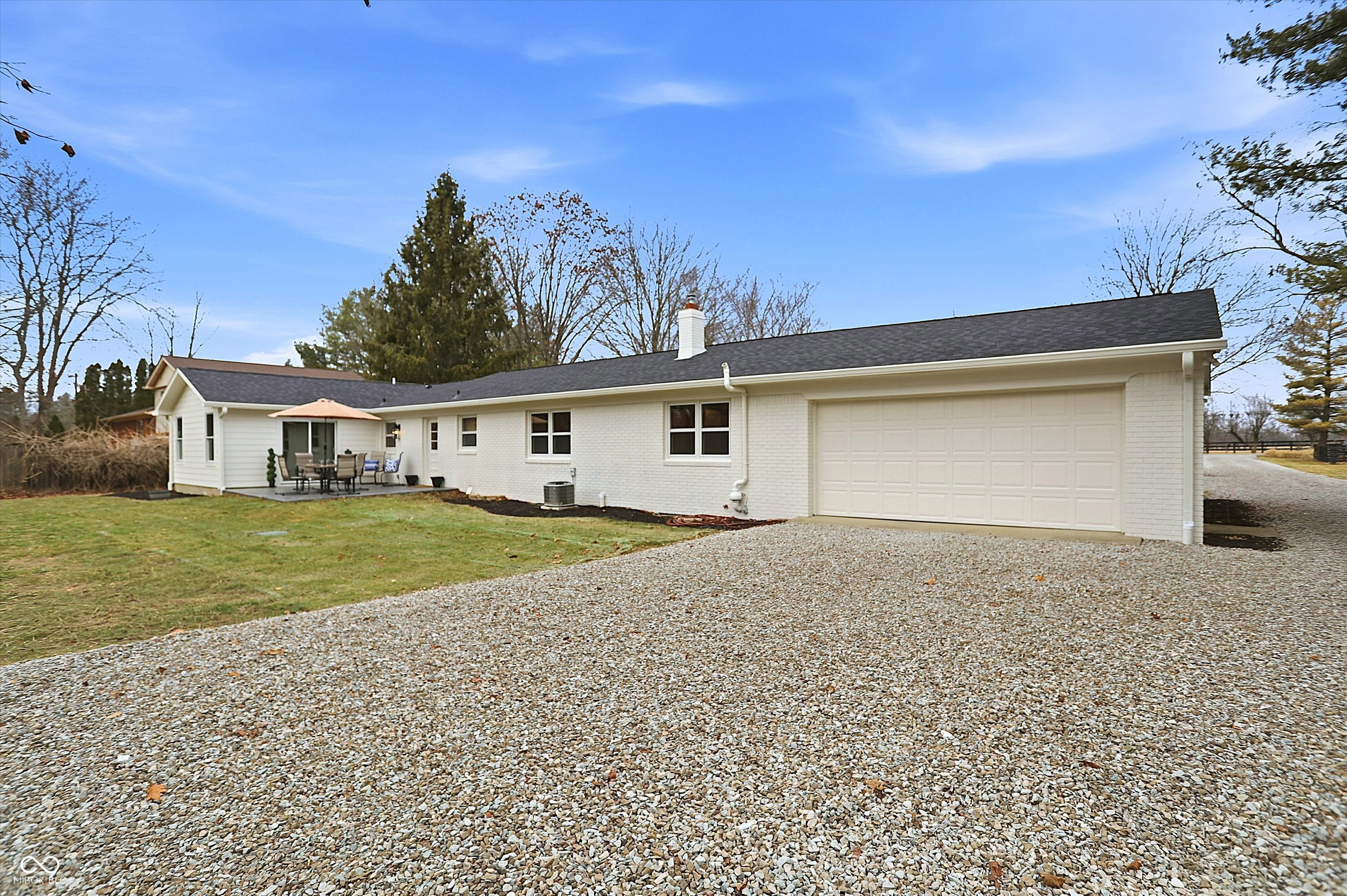 Zionsville, Indiana, 46077, United States, 3 Bedrooms Bedrooms, ,2 BathroomsBathrooms,Residential,For Sale,2008778