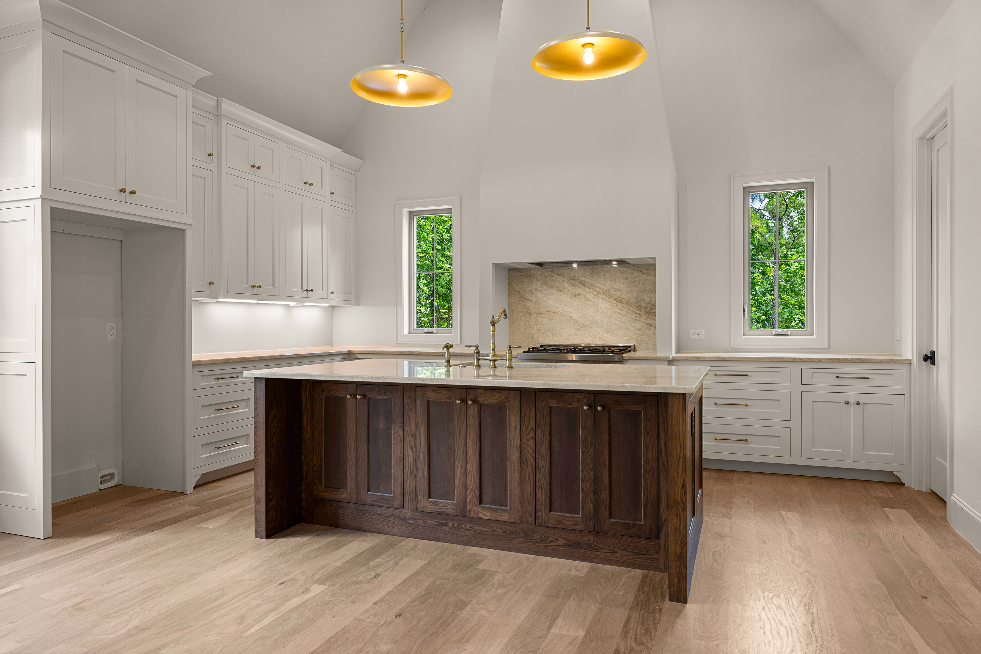  Beautiful New Construction With European Flair in Arbor Springs - 物件實景