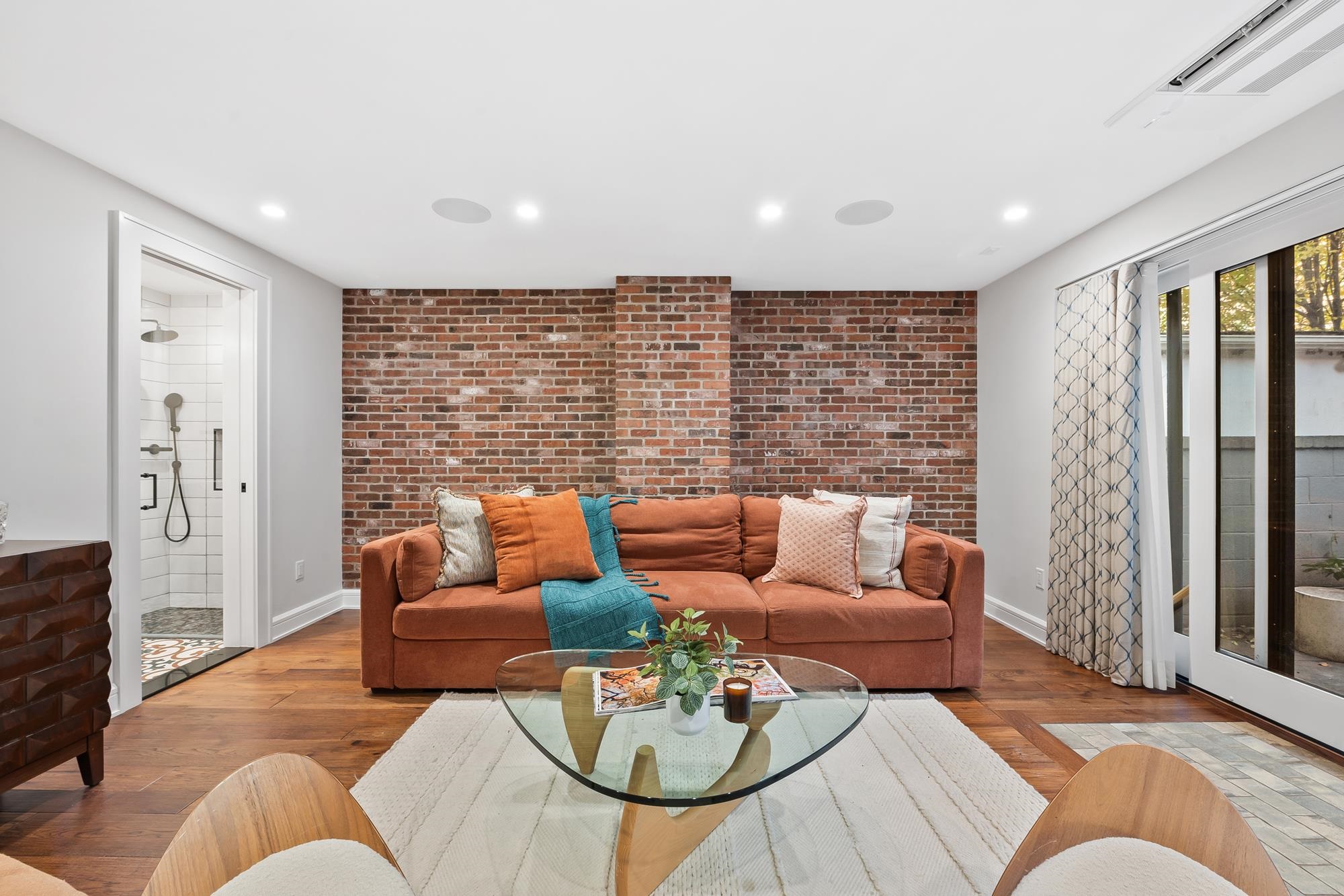 Hoboken, New Jersey, 07030, United States, 5 Bedrooms Bedrooms, ,3 BathroomsBathrooms,Residential,For Sale,2003289