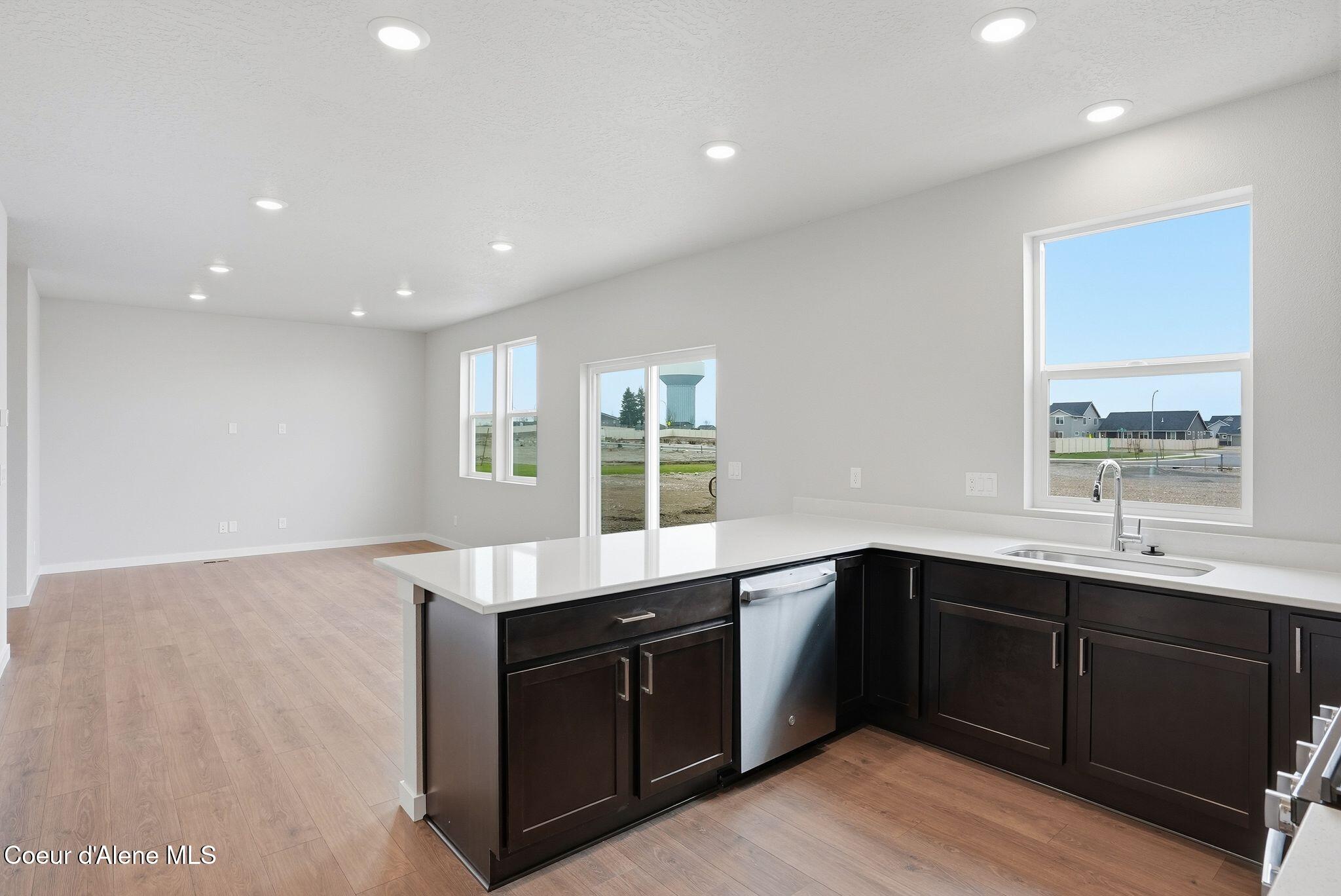 Post Falls, Idaho, 83854, United States, 3 Bedrooms Bedrooms, ,2 BathroomsBathrooms,Residential,For Sale,2034145