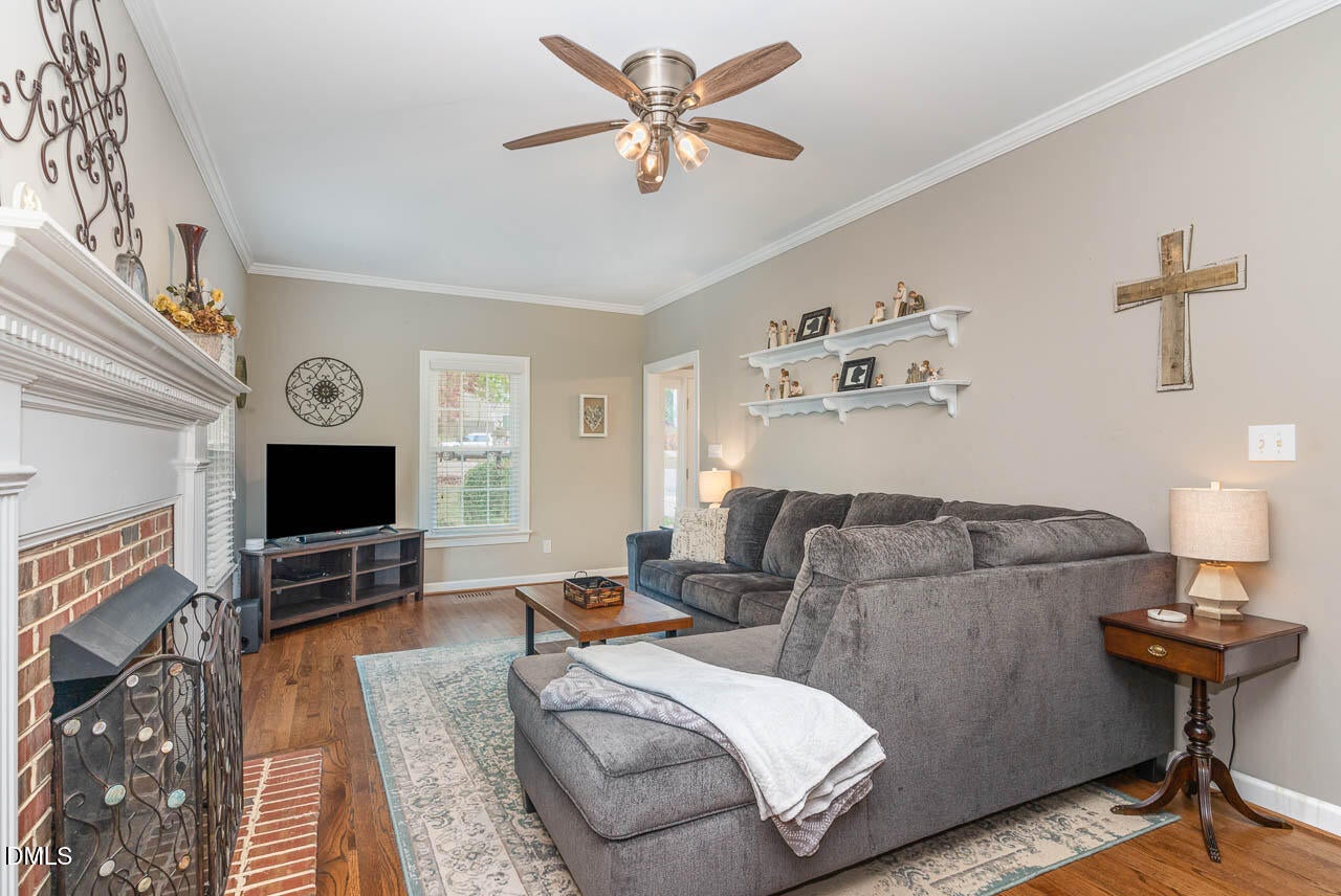 Cary, North Carolina, 27513, United States, 4 Bedrooms Bedrooms, ,3 BathroomsBathrooms,Residential,For Sale,1991619