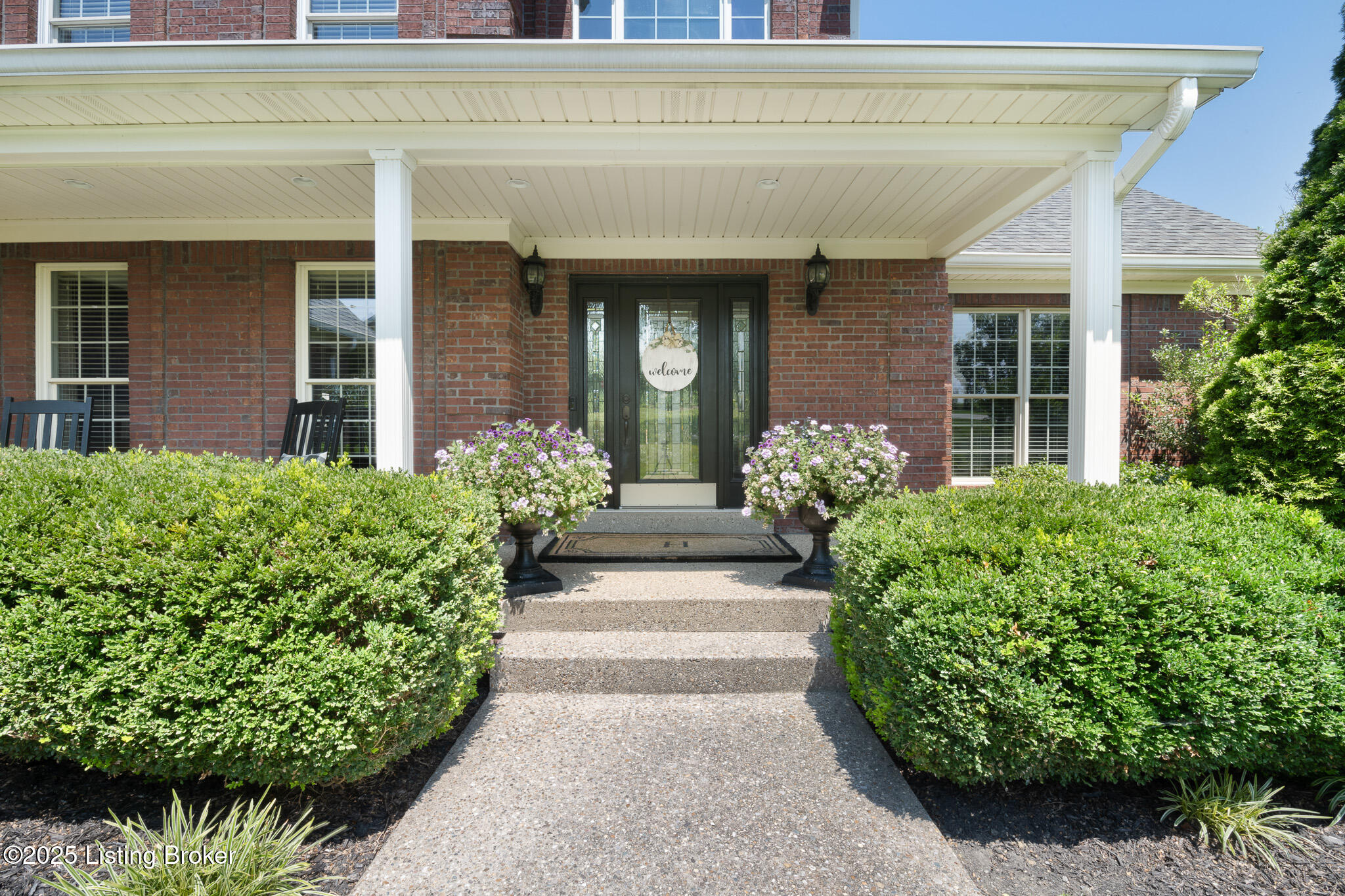 Crestwood, Kentucky, 40014, United States, 6 Bedrooms Bedrooms, ,5 BathroomsBathrooms,Residential,For Sale,1908239