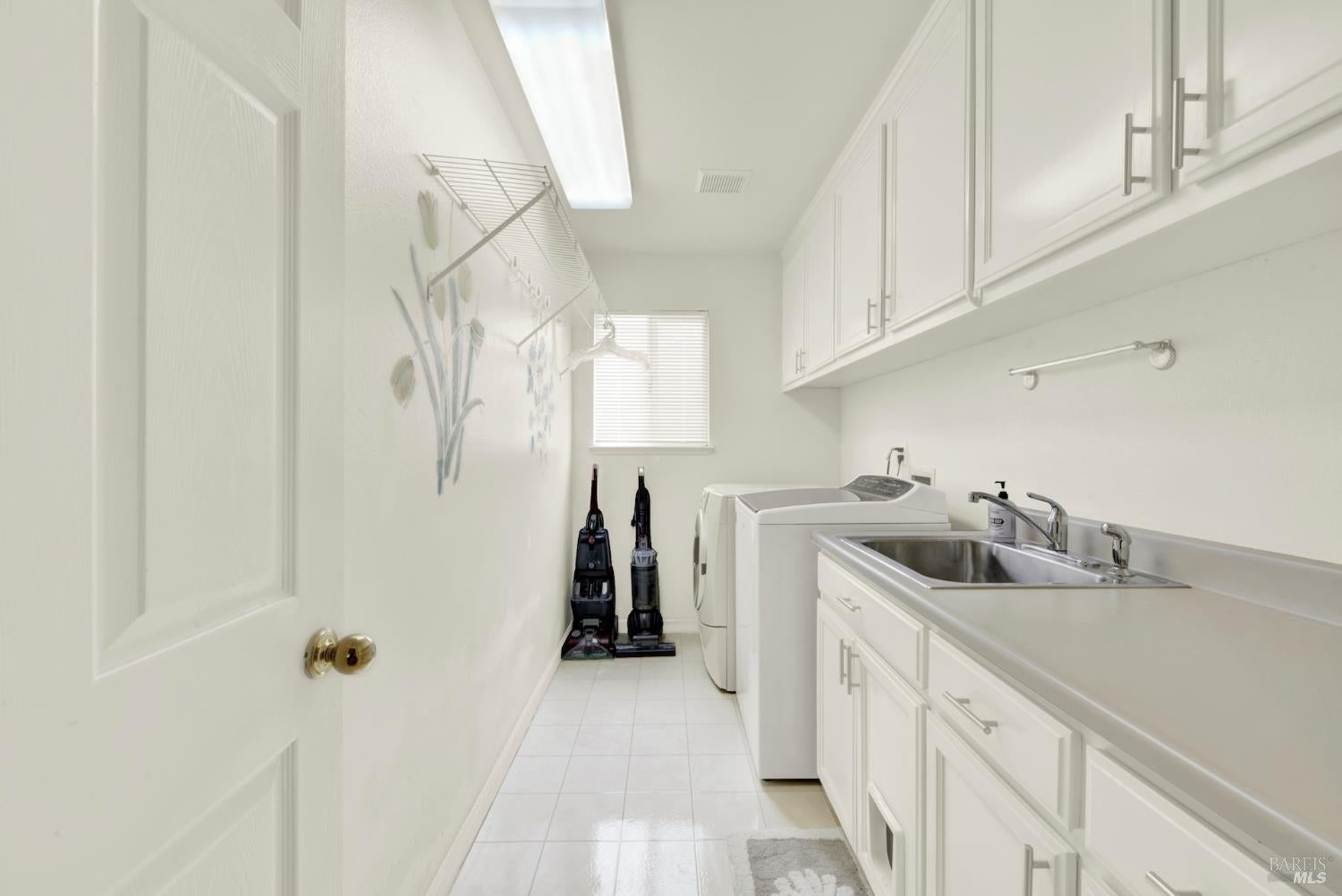 Fairfield, California, 94534, United States, 3 Bedrooms Bedrooms, ,3 BathroomsBathrooms,Residential,For Sale,1892709