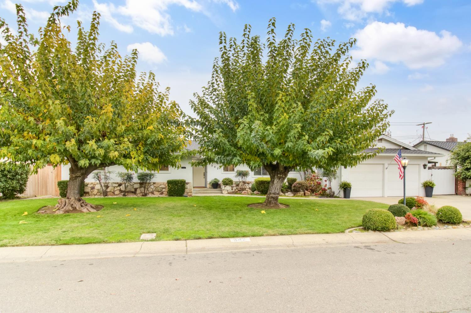 Lodi, California, 95242, United States, 3 Bedrooms Bedrooms, ,3 BathroomsBathrooms,Residential,For Sale,2002974