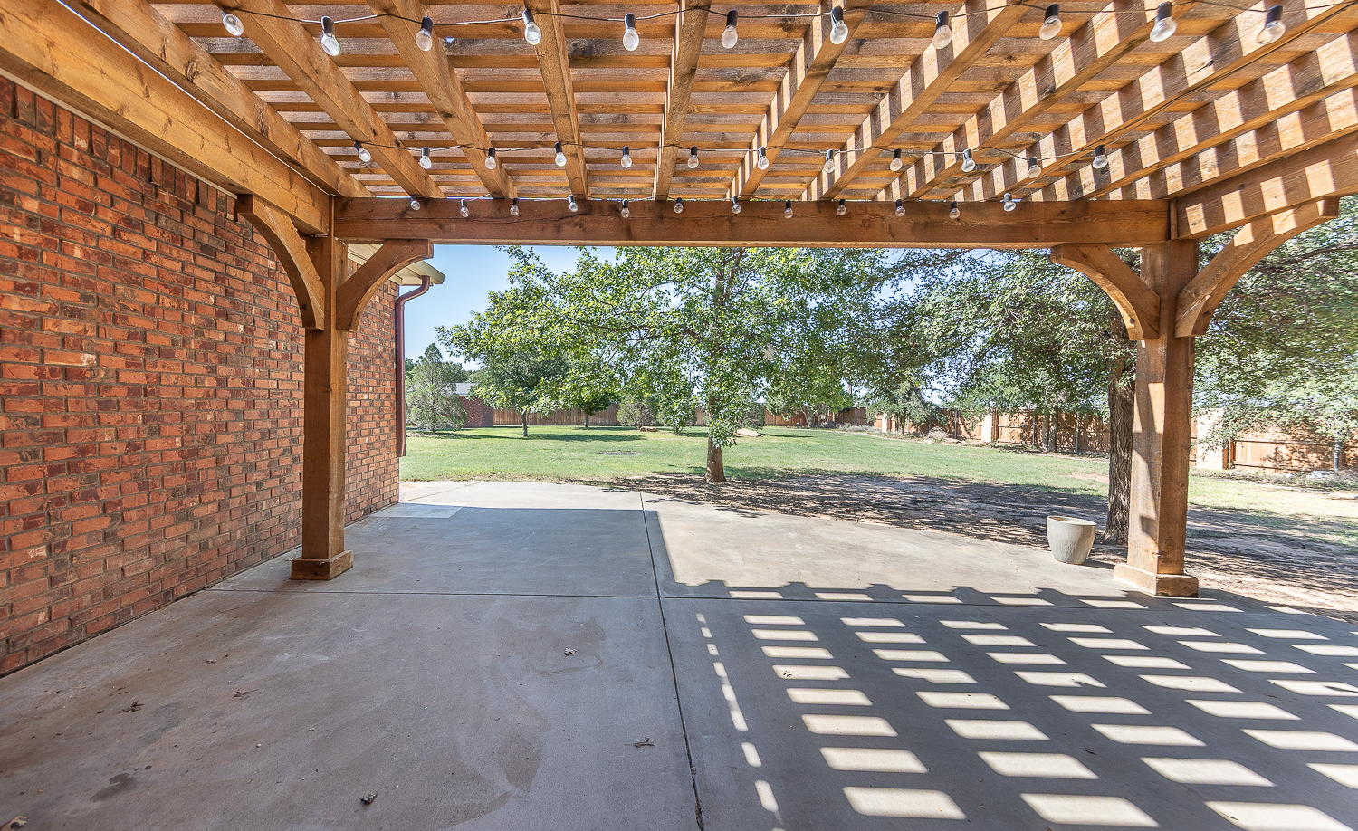 Lubbock, Texas, 79424, United States, 4 Bedrooms Bedrooms, ,5 BathroomsBathrooms,Residential,For Sale,1934203