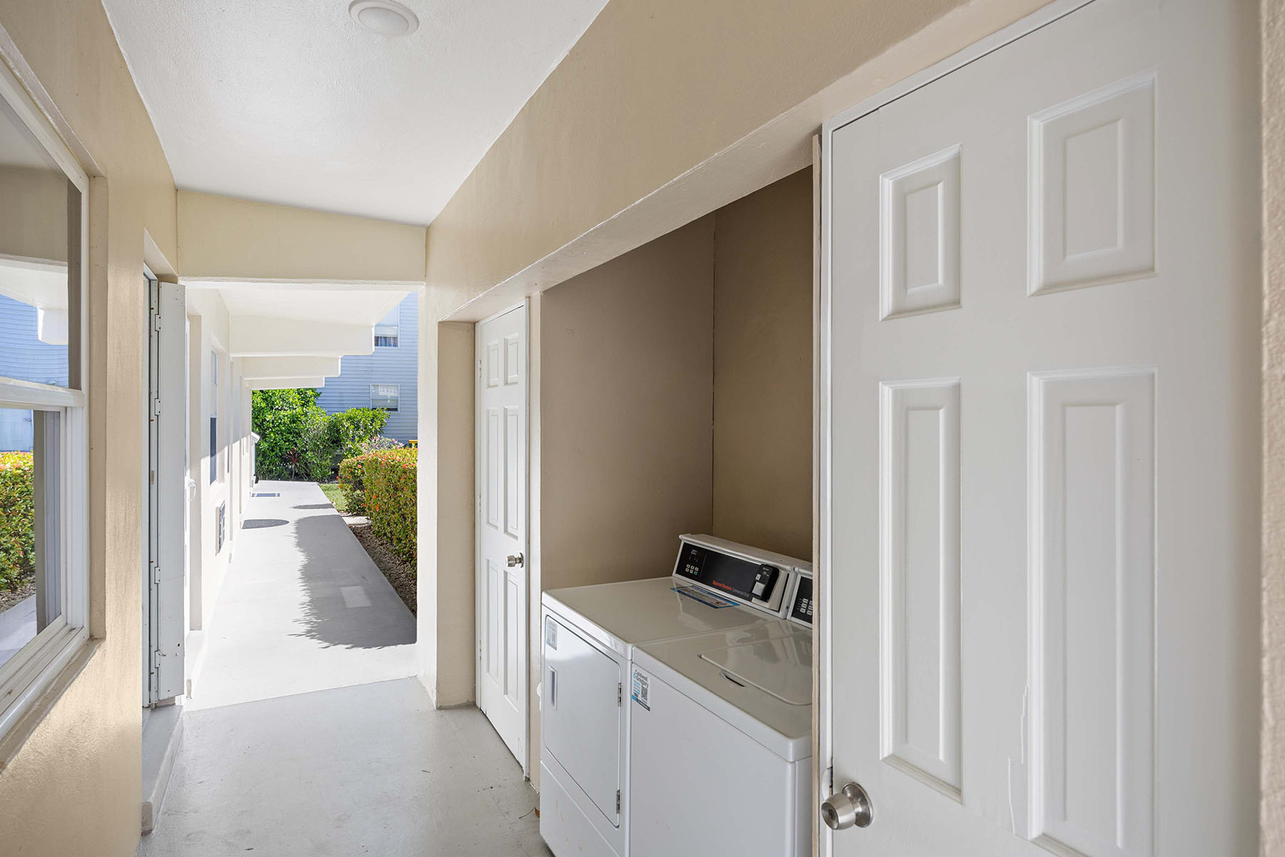  MARCO ISLAND - MARCO MANOR CLUB - 物件實景