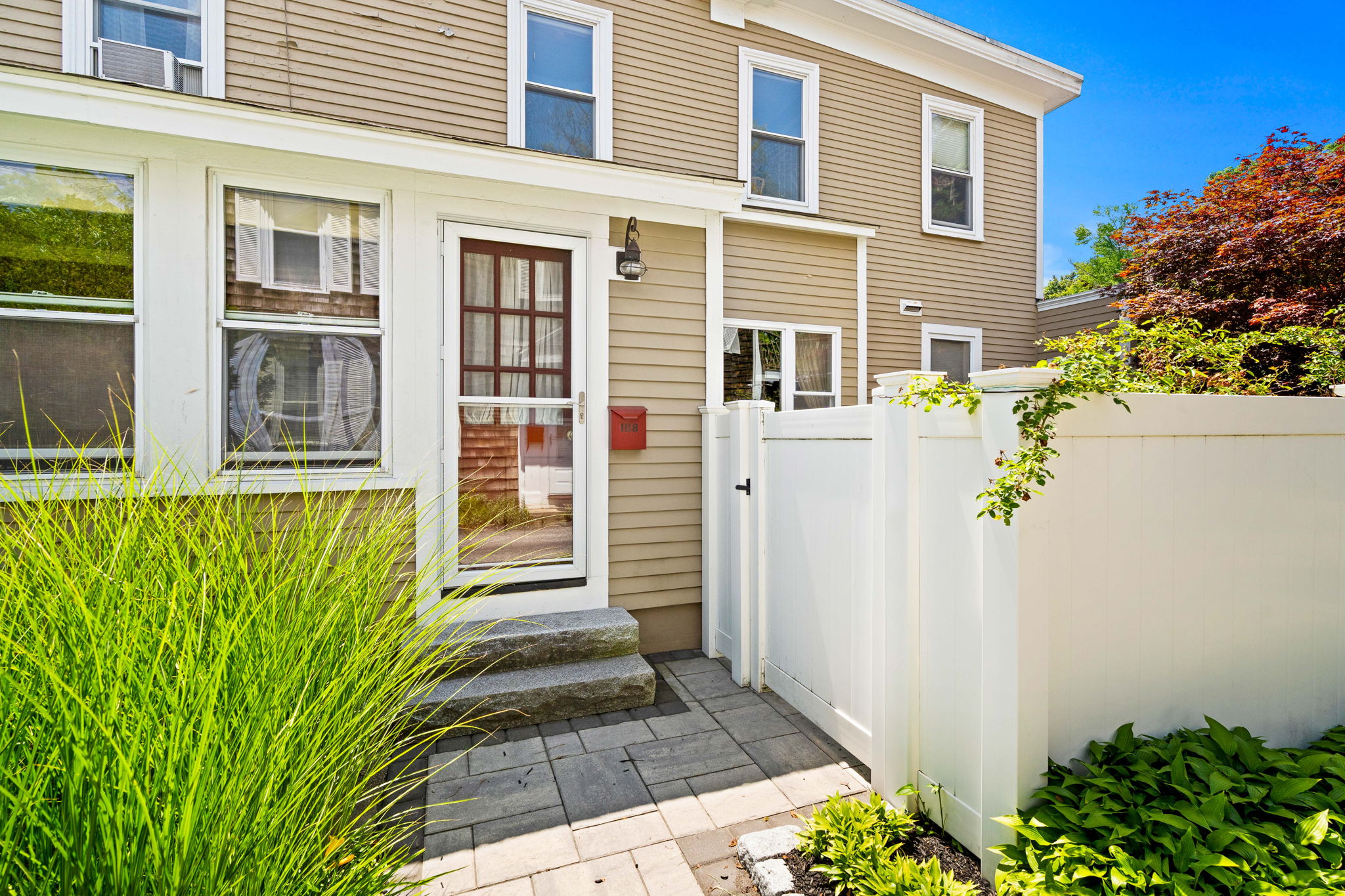  168 State St, Newburyport, MA, 01950 - 物件實景