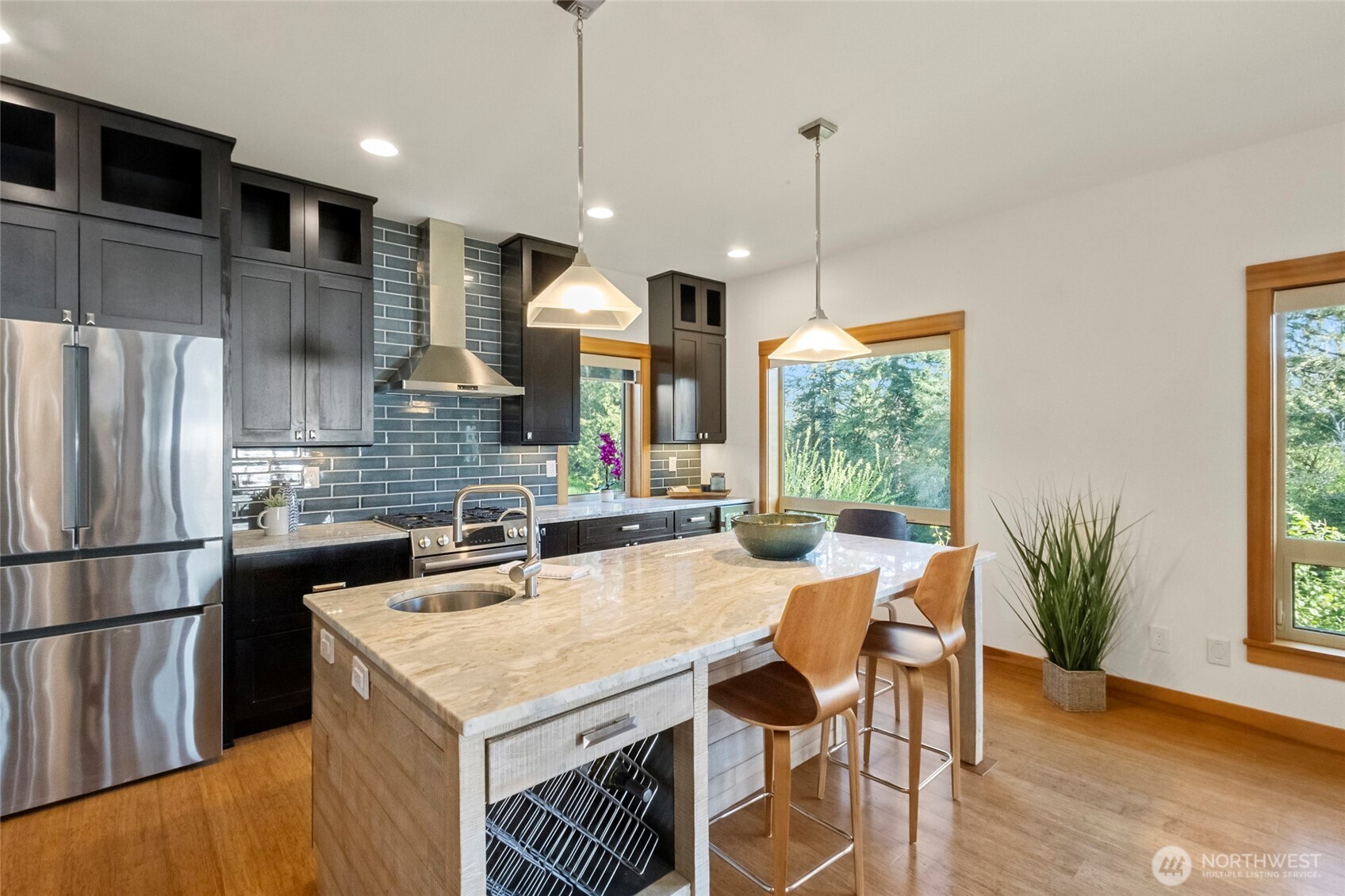 Blaine, Washington, 98230, United States, 4 Bedrooms Bedrooms, ,3 BathroomsBathrooms,Residential,For Sale,1903281