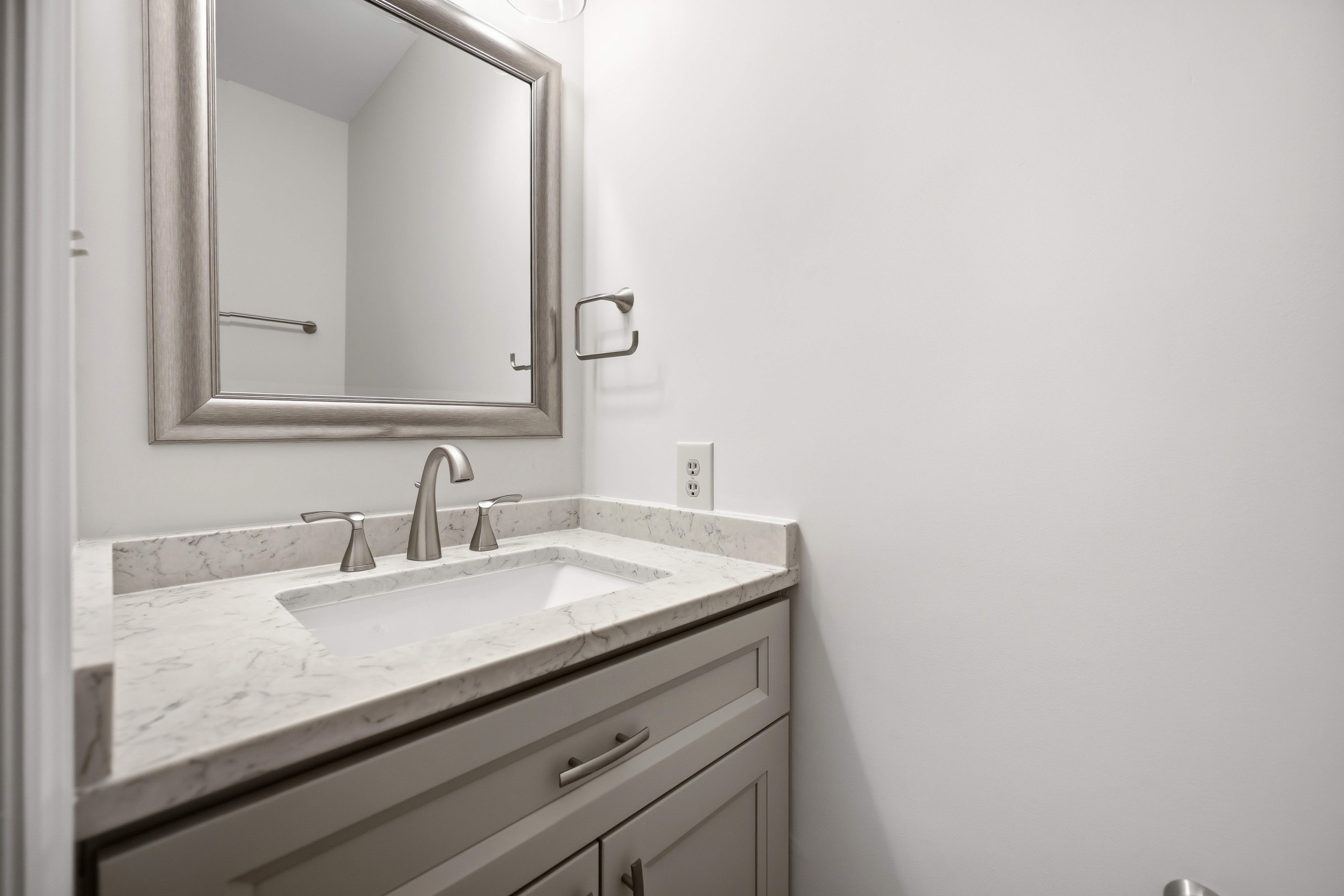  669 Bashford Road, Raleigh, NC, 27606 - 物件實景