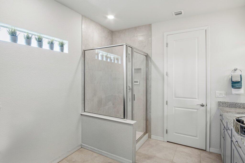 Hollywood, Florida, 33021, United States, 5 Bedrooms Bedrooms, ,3 BathroomsBathrooms,Residential,For Sale,1990187