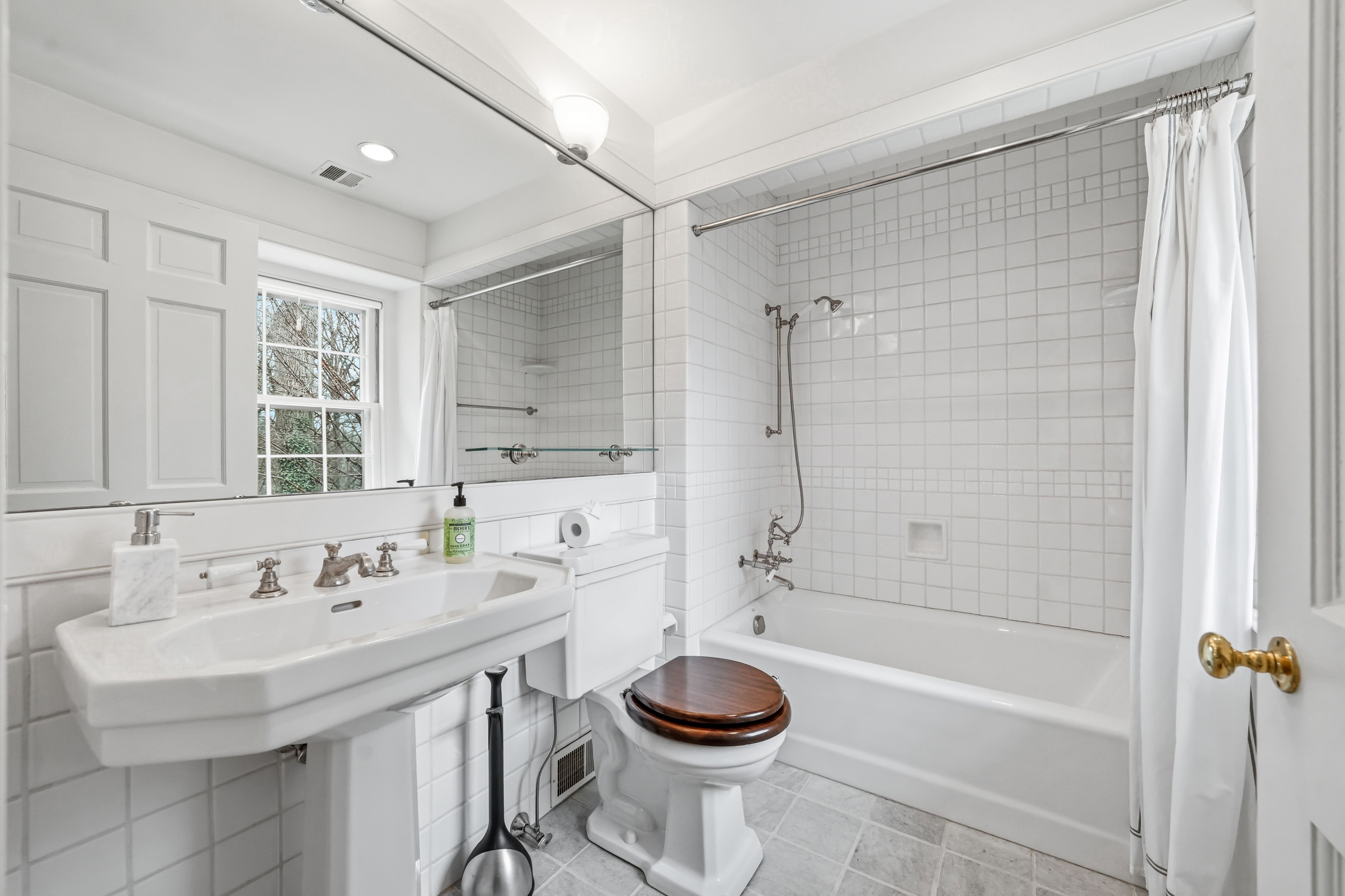  1431 Beaumont Drive, Gladwyne, PA 19035 - 物件實景