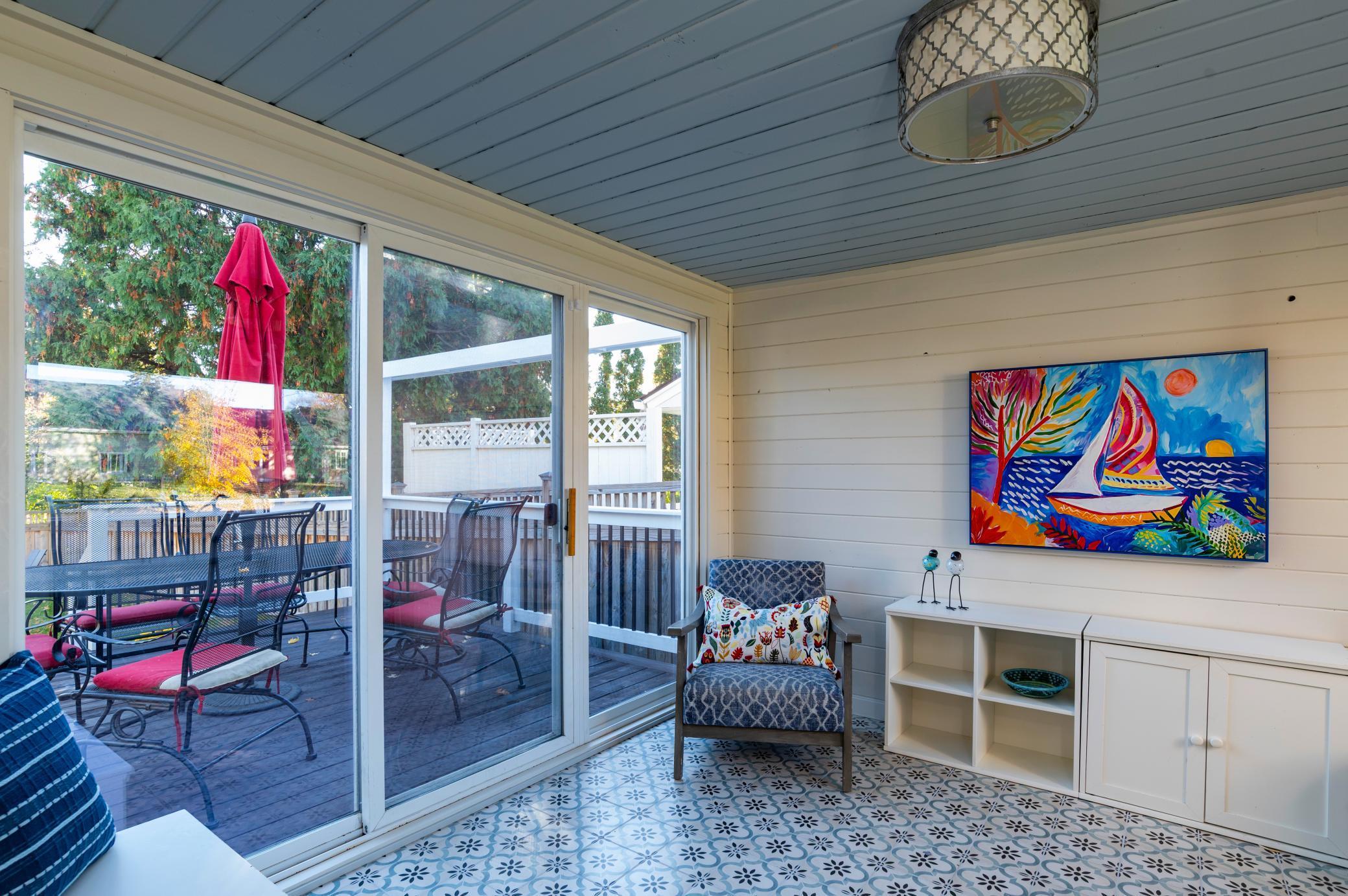 Saint Paul, Minnesota, 55116, United States, 3 Bedrooms Bedrooms, ,2 BathroomsBathrooms,Residential,For Sale,1987775