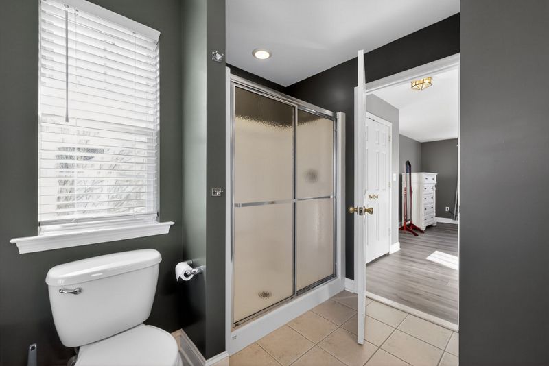 Upper Chichester, Pennsylvania, 19014, United States, 4 Bedrooms Bedrooms, ,3 BathroomsBathrooms,Residential,For Sale,2000322