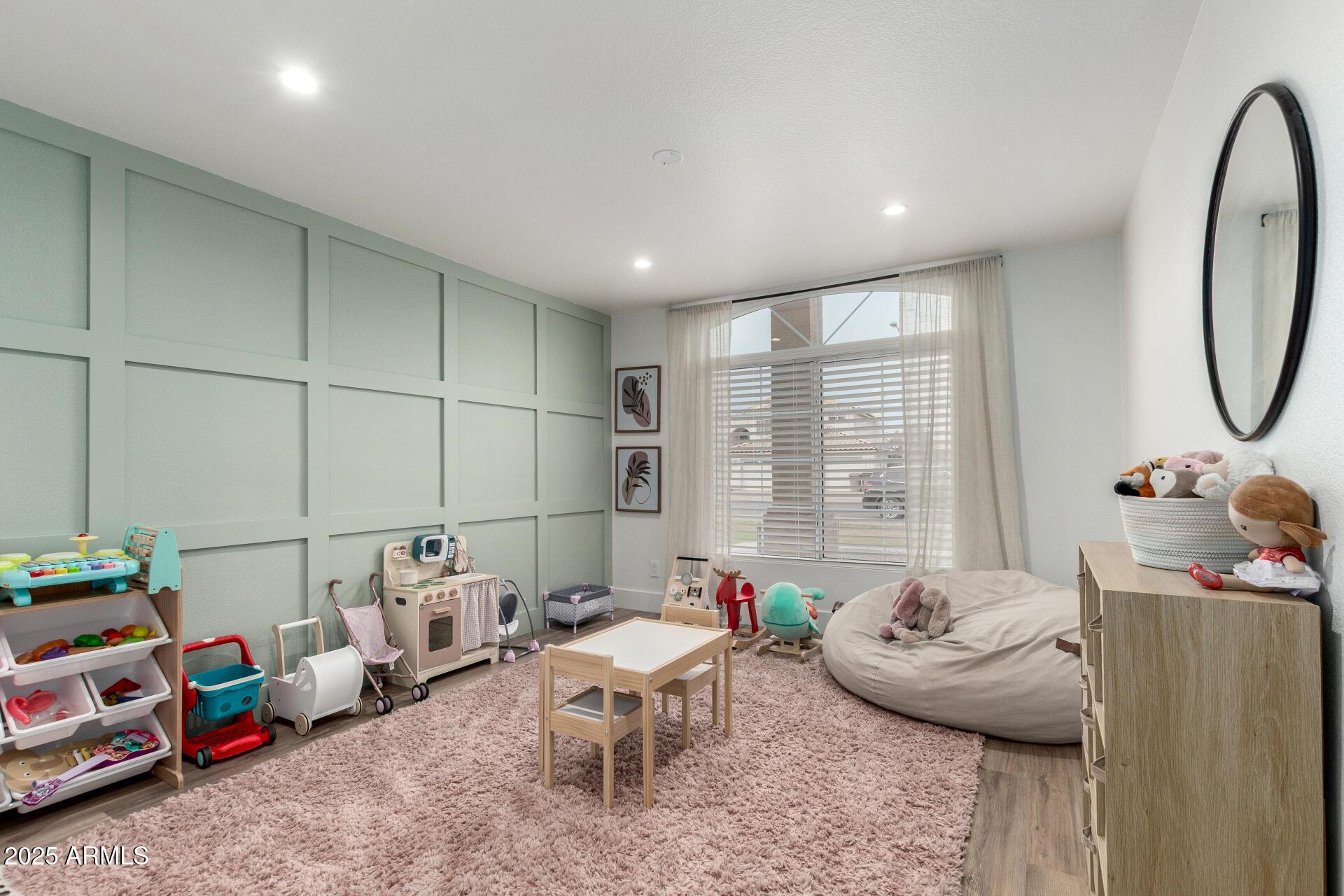 Peoria, Arizona, 85382, United States, 3 Bedrooms Bedrooms, ,2 BathroomsBathrooms,Residential,For Sale,2006297