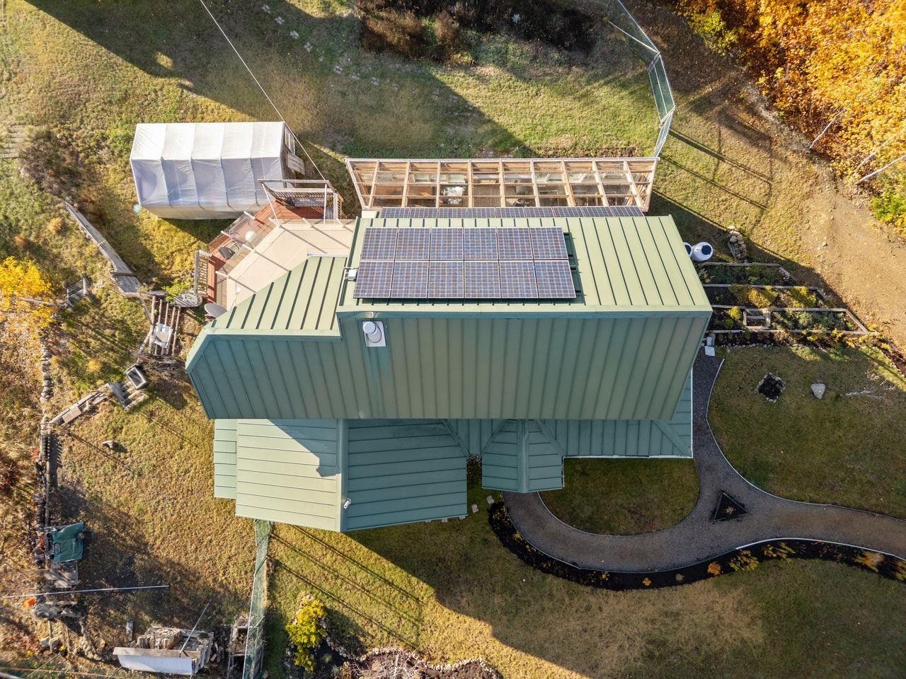 Meredith, New Hampshire, 03253, United States, 2 Bedrooms Bedrooms, ,3 BathroomsBathrooms,Residential,For Sale,1988258