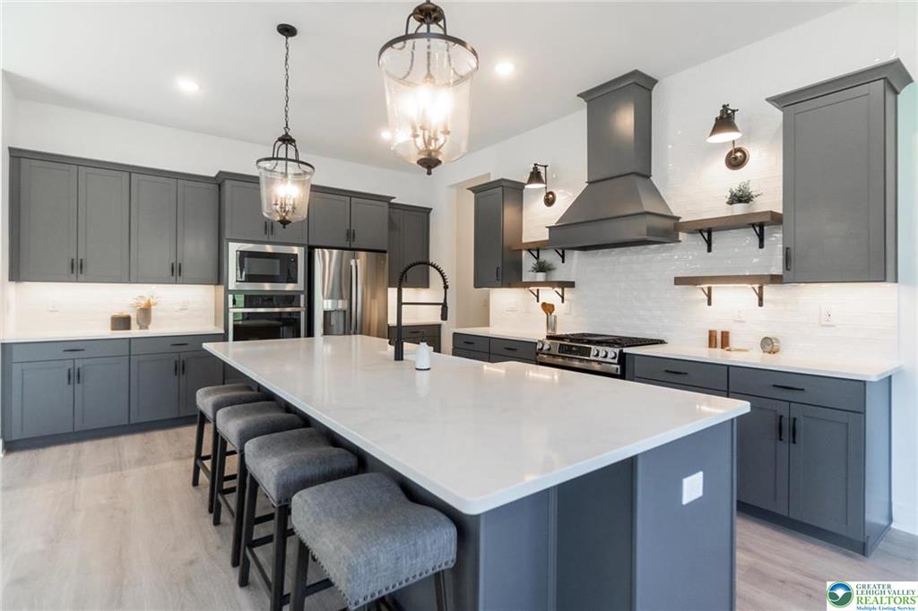 Bethlehem, Pennsylvania, 18017, United States, 6 Bedrooms Bedrooms, ,6 BathroomsBathrooms,Residential,For Sale,1975535