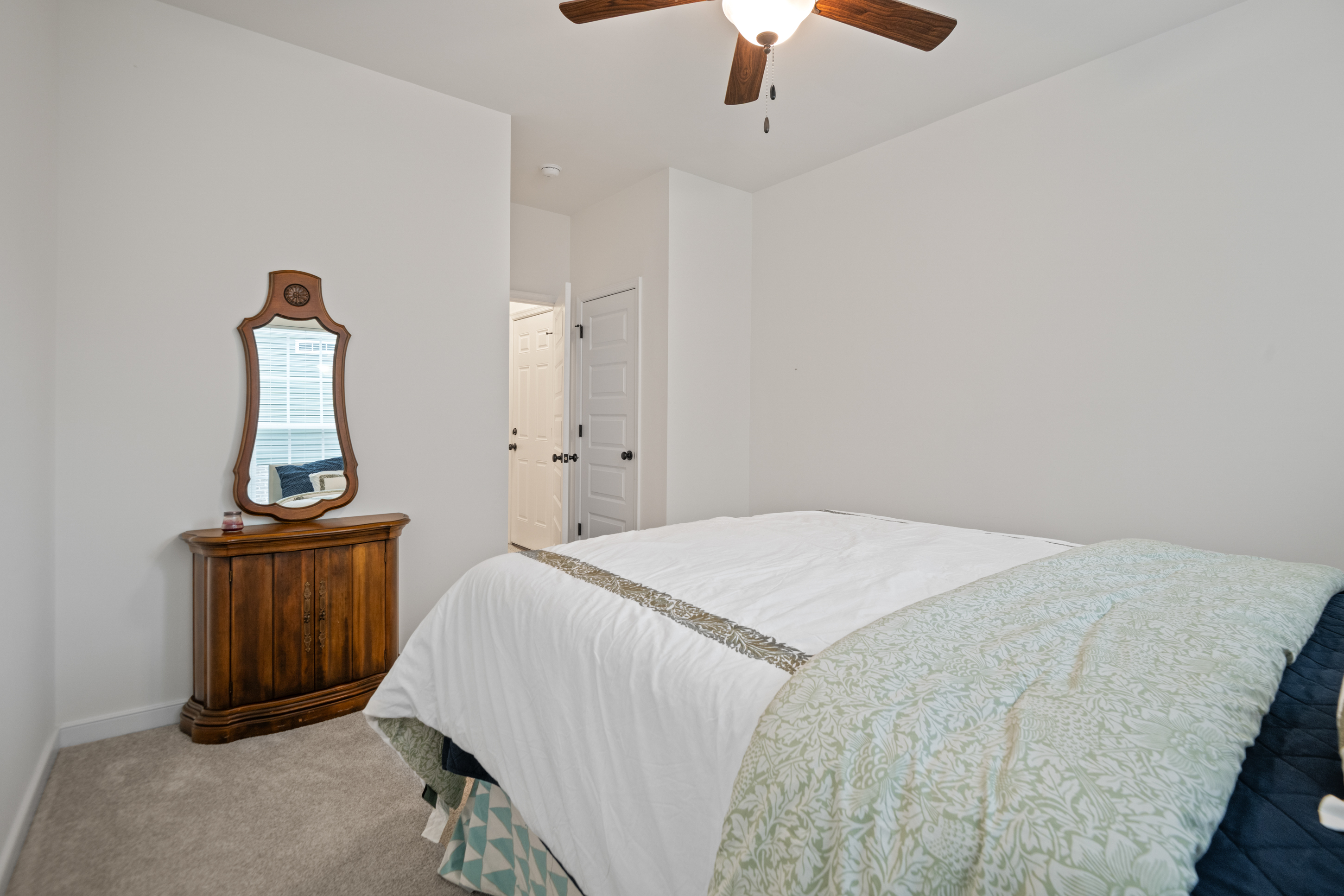 Moseley, Virginia, 23120, United States, 5 Bedrooms Bedrooms, ,3 BathroomsBathrooms,Residential,For Sale,1915307