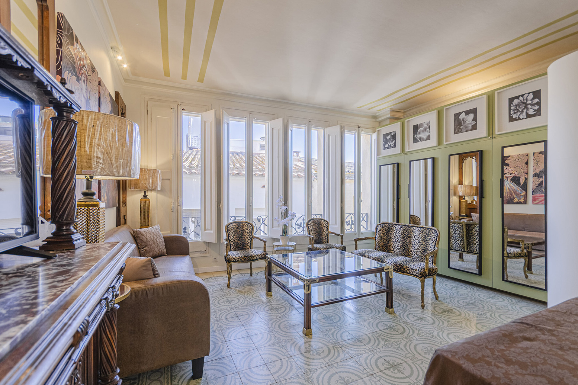  Modernist mansion designed by Domenech i Muntaner a few steps from the sea. - 物件實景