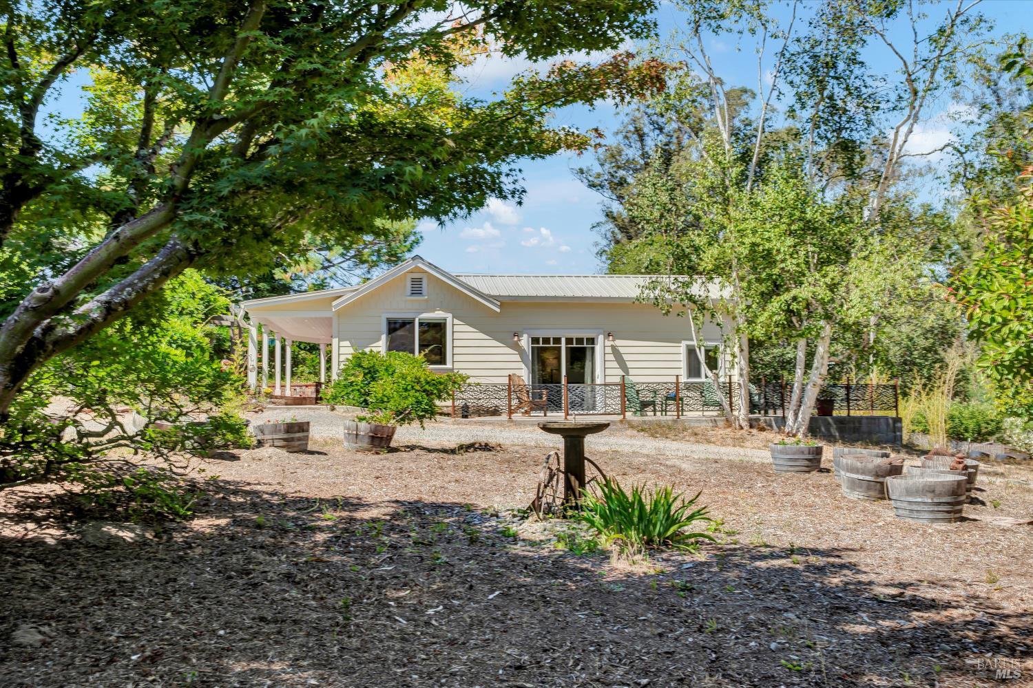 Sebastopol, California, 95472, United States, 2 Bedrooms Bedrooms, ,2 BathroomsBathrooms,Residential,For Sale,1913141