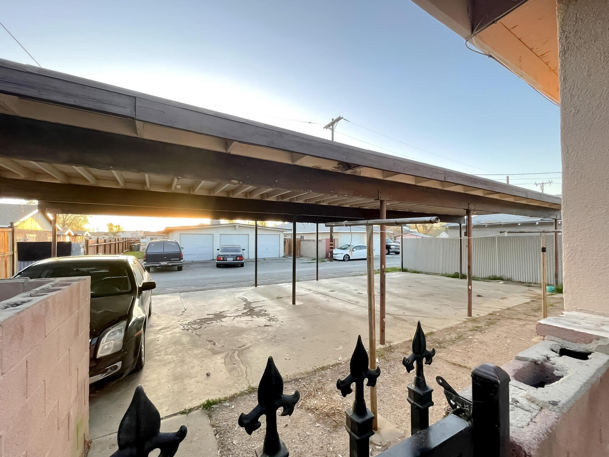 Lancaster, California, 93534, United States, 7 Bedrooms Bedrooms, ,3 BathroomsBathrooms,Residential,For Sale,1975391