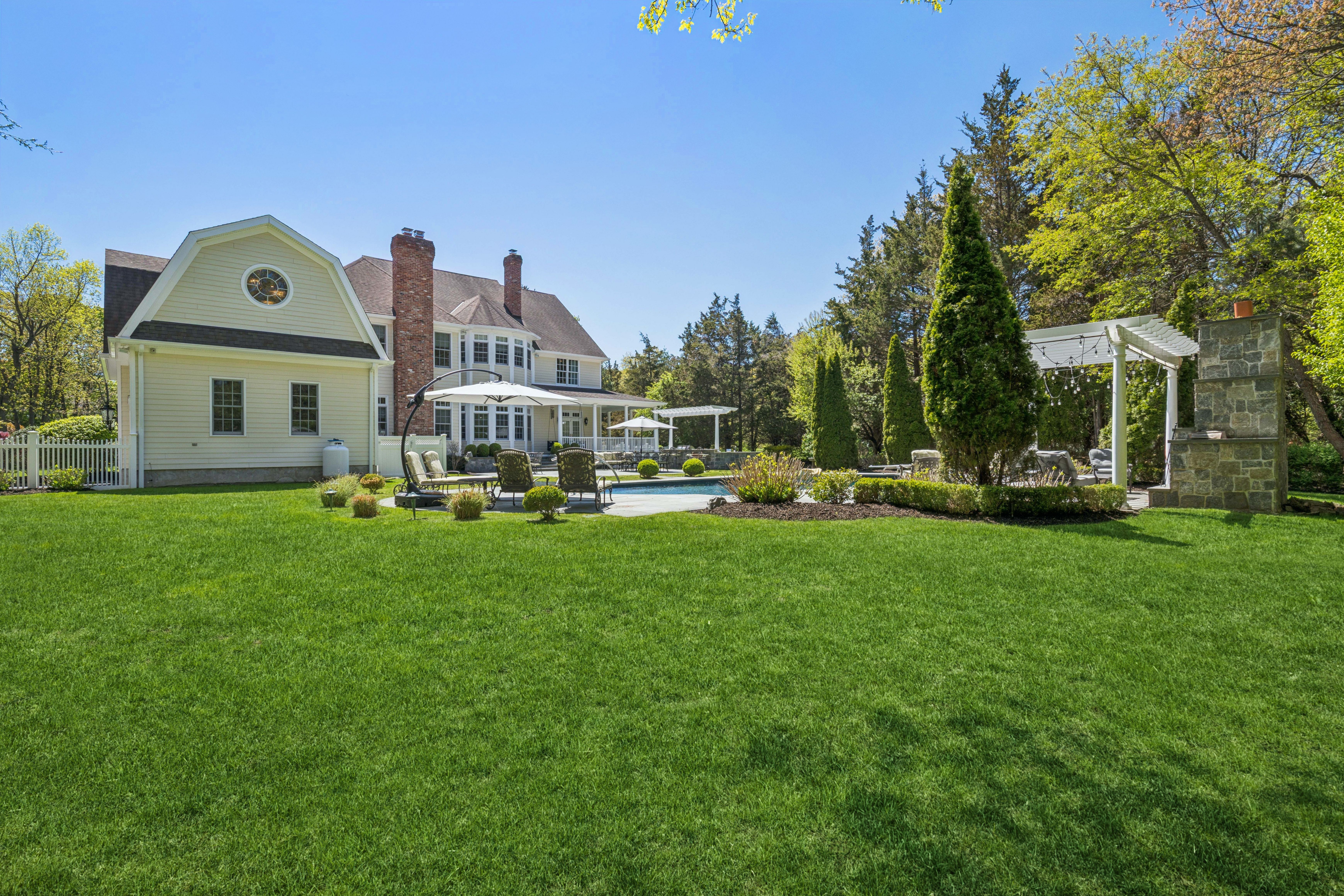  503 Cold Spring Road, Laurel Hollow, NY 11791 - 物件實景