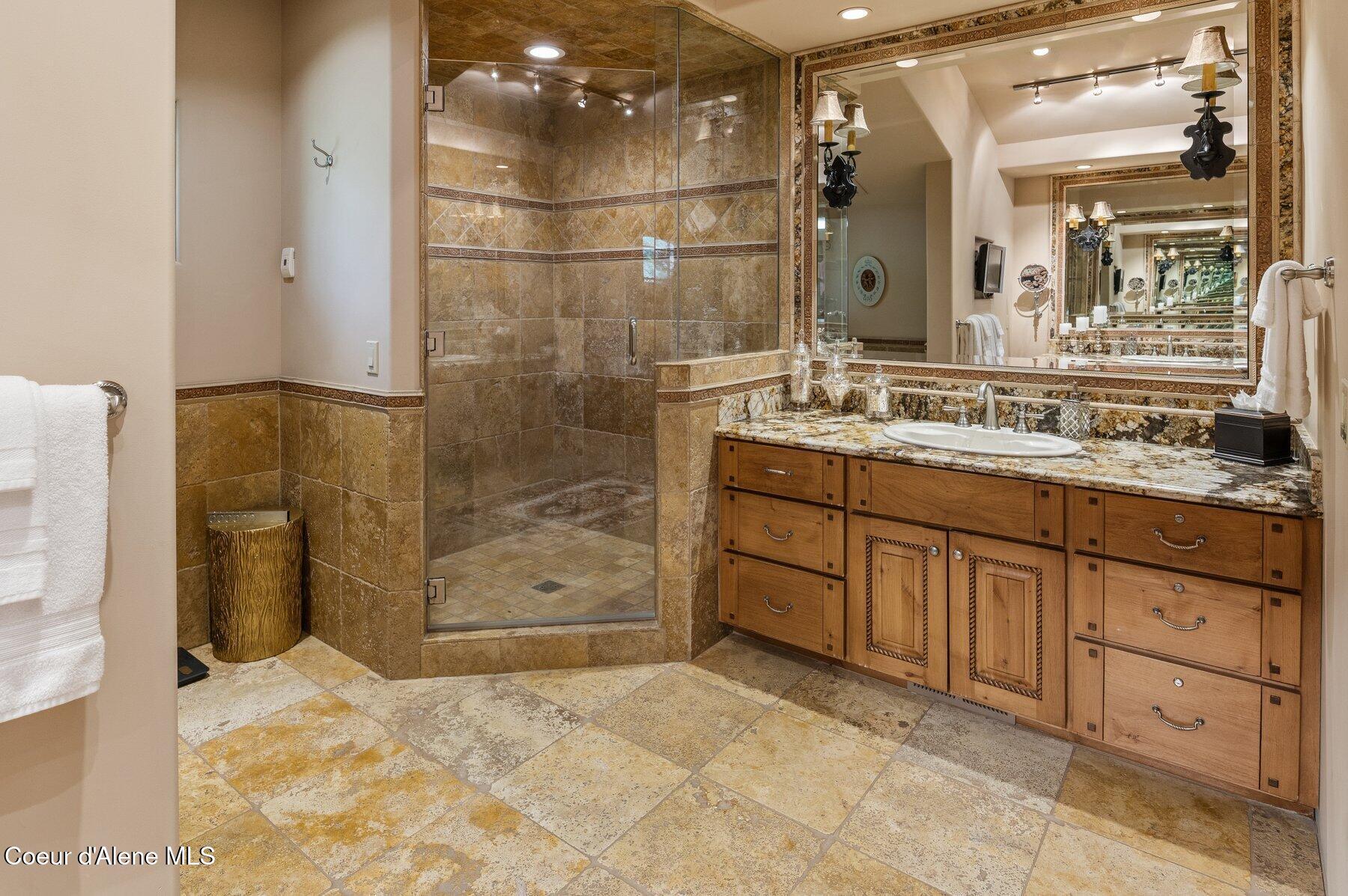 Coeur D'alene, Idaho, 83814, United States, 3 Bedrooms Bedrooms, ,1 BathroomBathrooms,Residential,For Sale,1837044