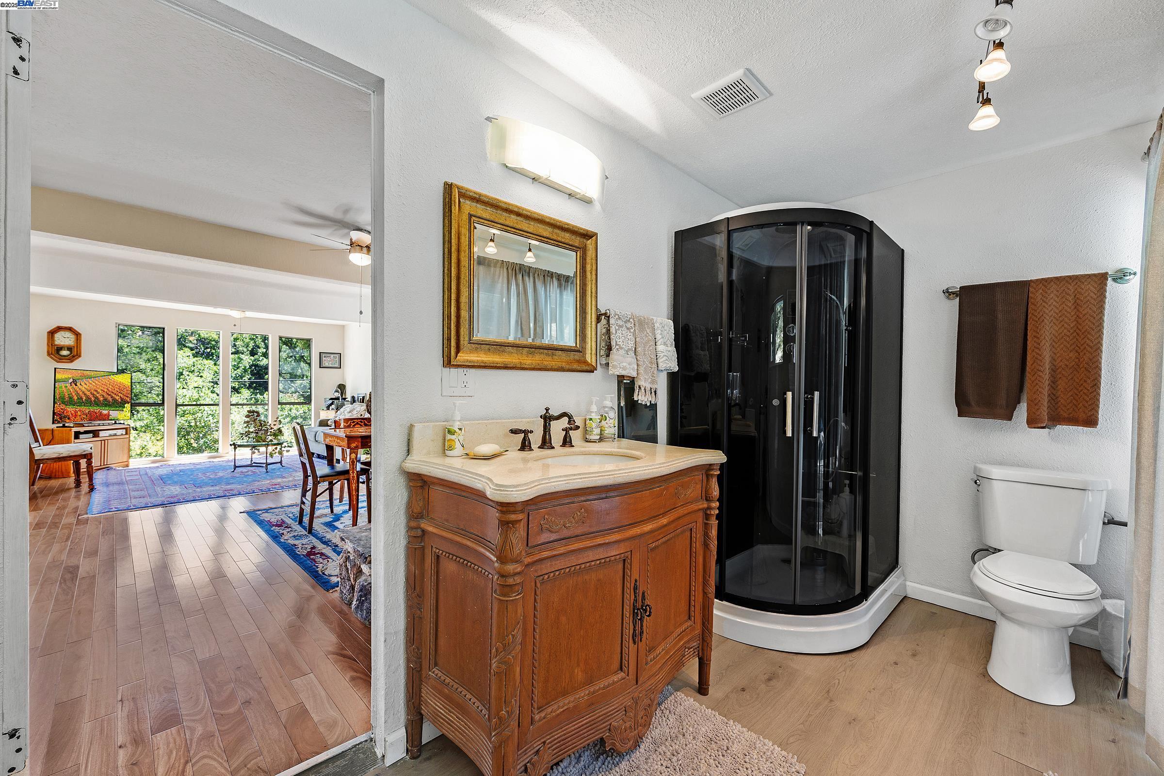 Alamo, California, 94507, United States, 4 Bedrooms Bedrooms, ,3 BathroomsBathrooms,Residential,For Sale,1907396