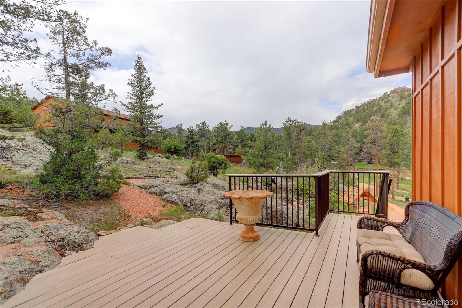 Lyons, Colorado, 80540, United States, 3 Bedrooms Bedrooms, ,1 BathroomBathrooms,Residential,For Sale,1942117