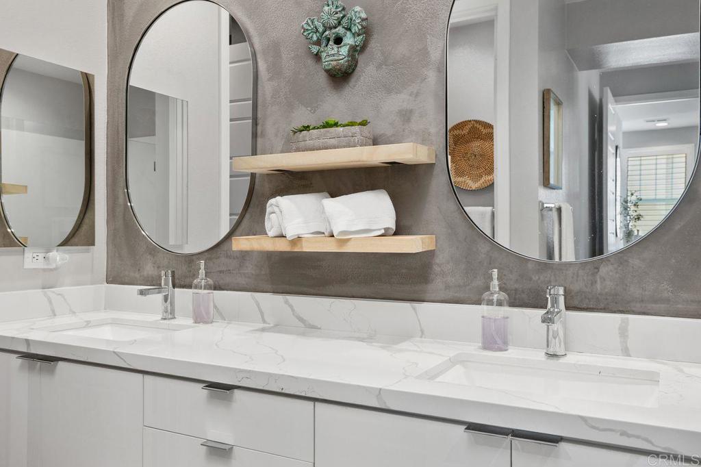 Carlsbad, California, 92010, United States, 3 Bedrooms Bedrooms, ,3 BathroomsBathrooms,Residential,For Sale,1942261