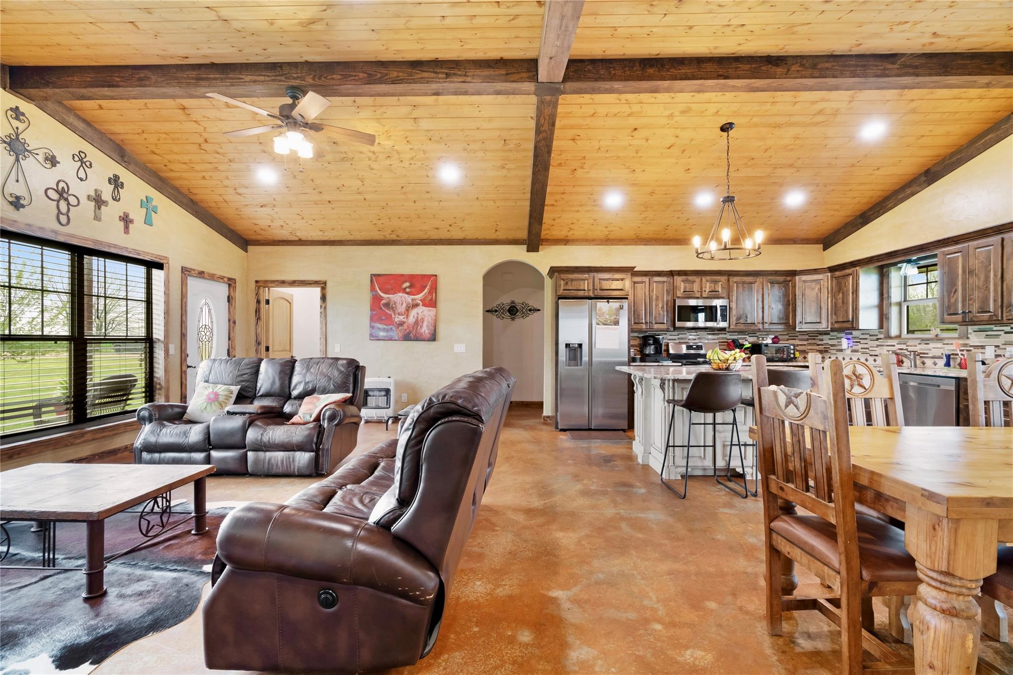 Honey Grove, Texas, 75446, United States, 3 Bedrooms Bedrooms, ,3 BathroomsBathrooms,Residential,For Sale,1937107