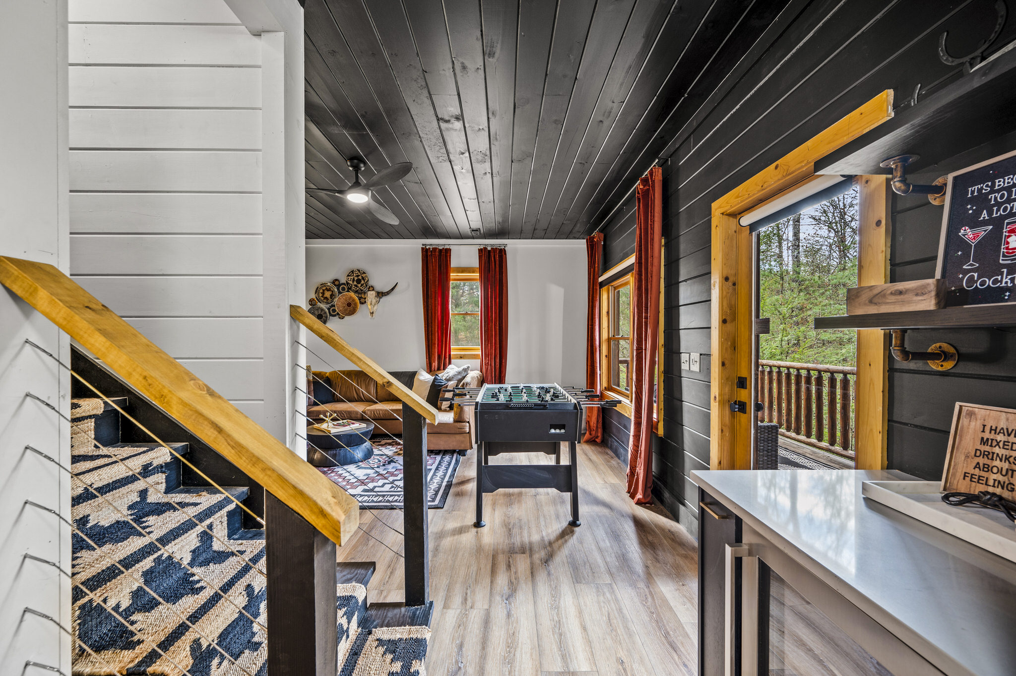 Sevierville, Tennessee, 37862, United States, 3 Bedrooms Bedrooms, ,2 BathroomsBathrooms,Residential,For Sale,1930187