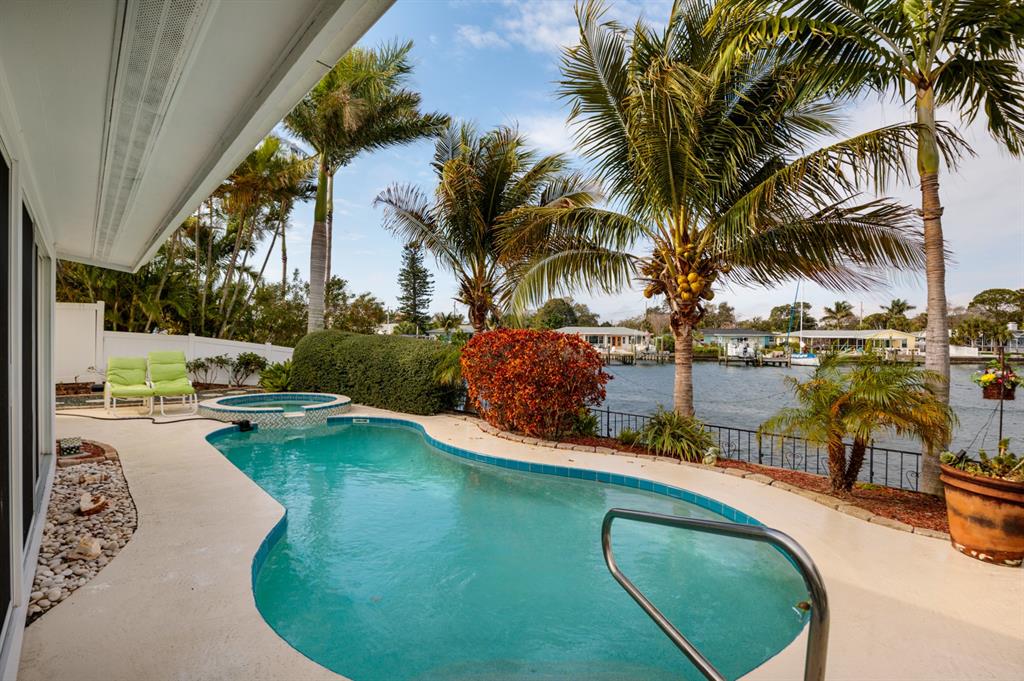 St Petersburg, Florida, 33705, United States, 3 Bedrooms Bedrooms, ,4 BathroomsBathrooms,Residential,For Sale,1793107