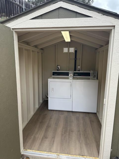 Spring Valley, California, 91977, United States, ,Residential,For Sale,1976458