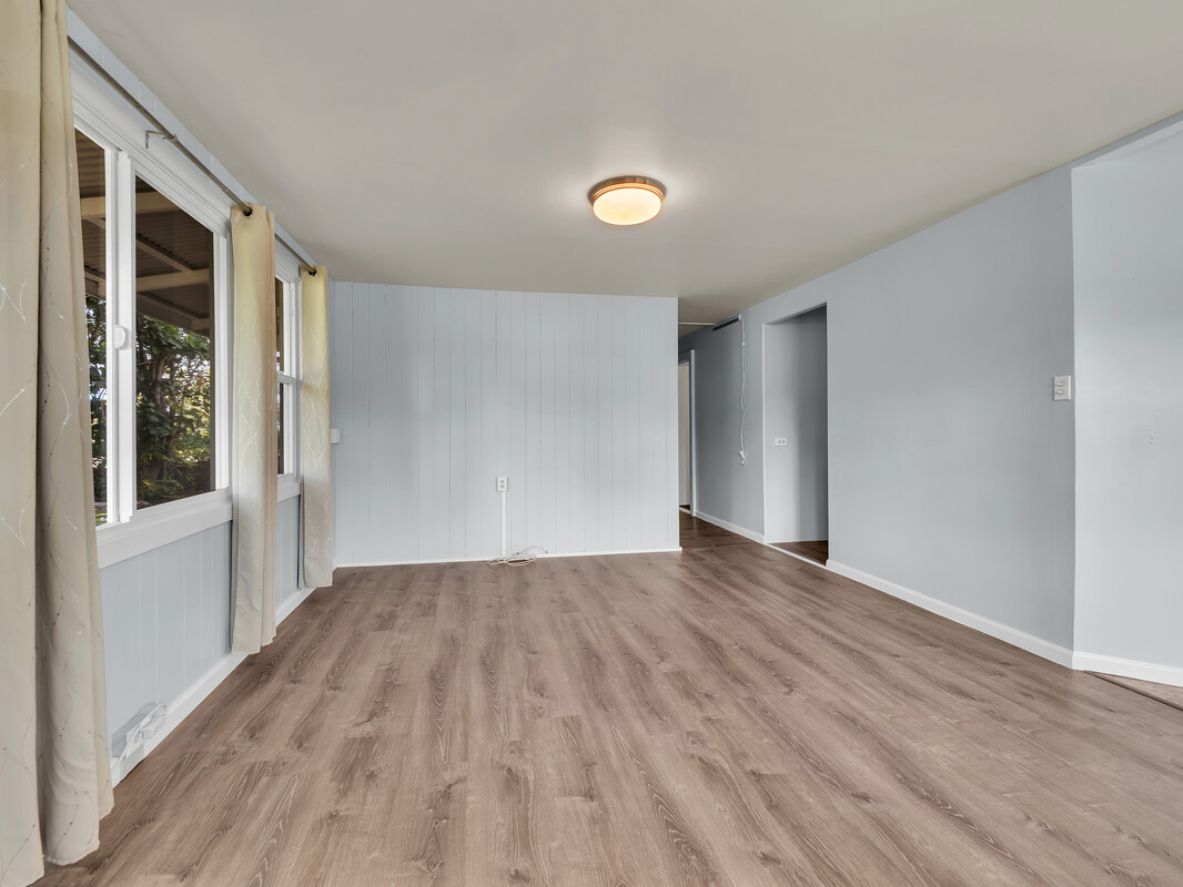Hilo, Hawaii, 96720, United States, 4 Bedrooms Bedrooms, ,2 BathroomsBathrooms,Residential,For Sale,1838914